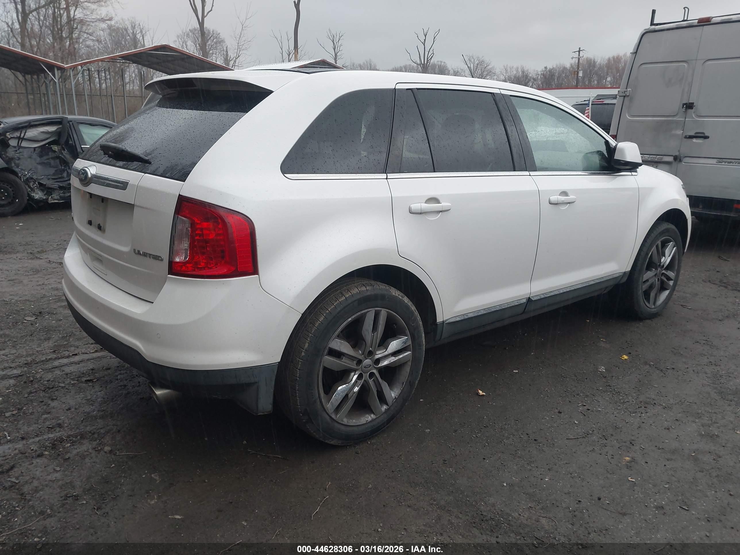 FORD EDGE image 4