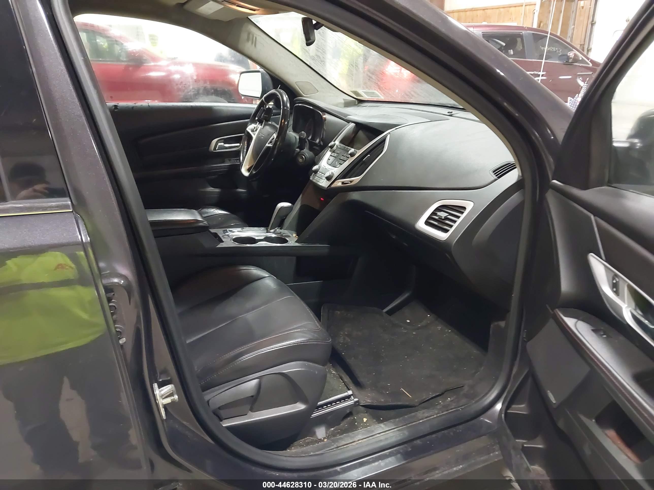 GMC TERRAIN image 5