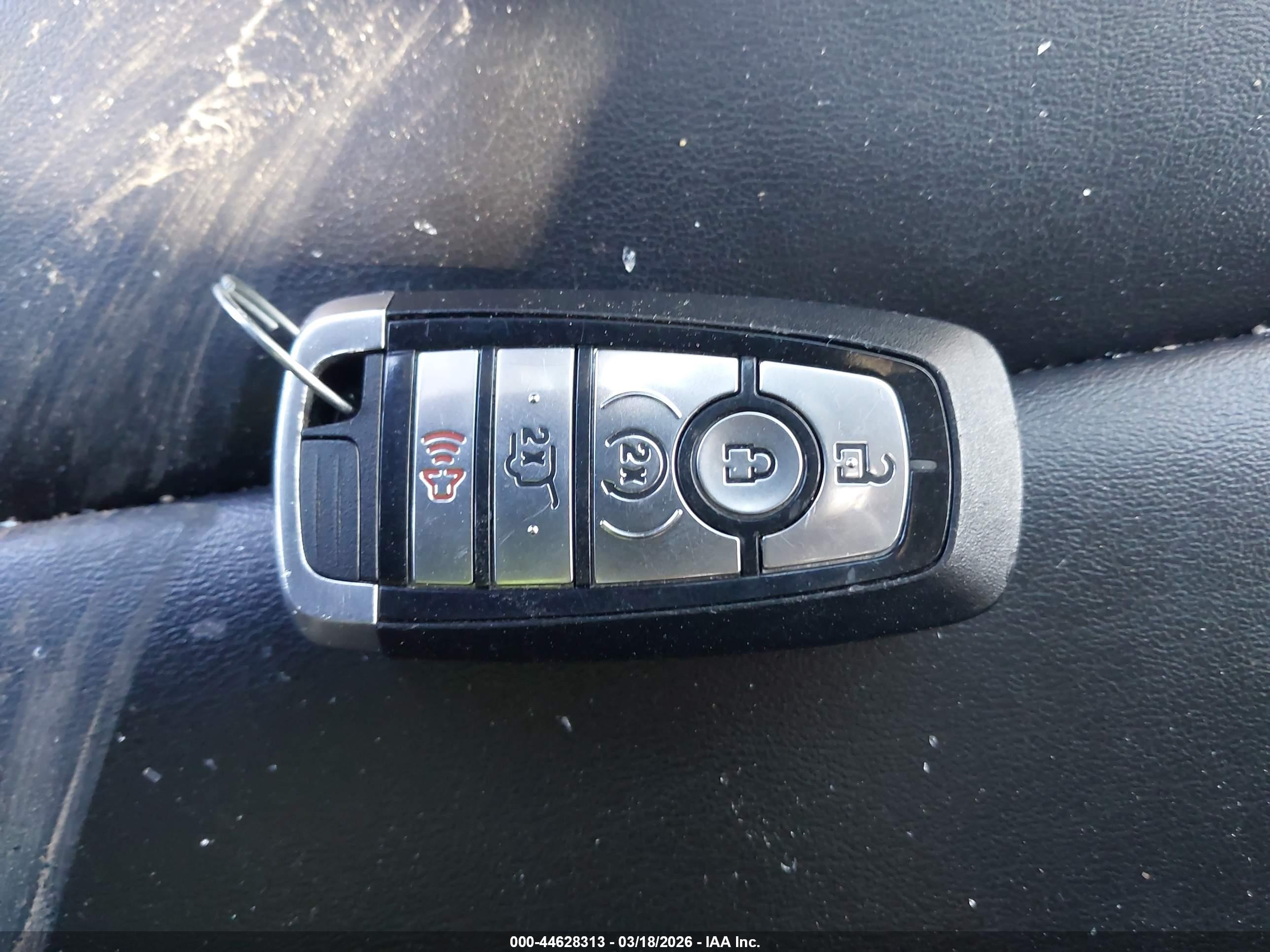 FORD EXPLORER image 11