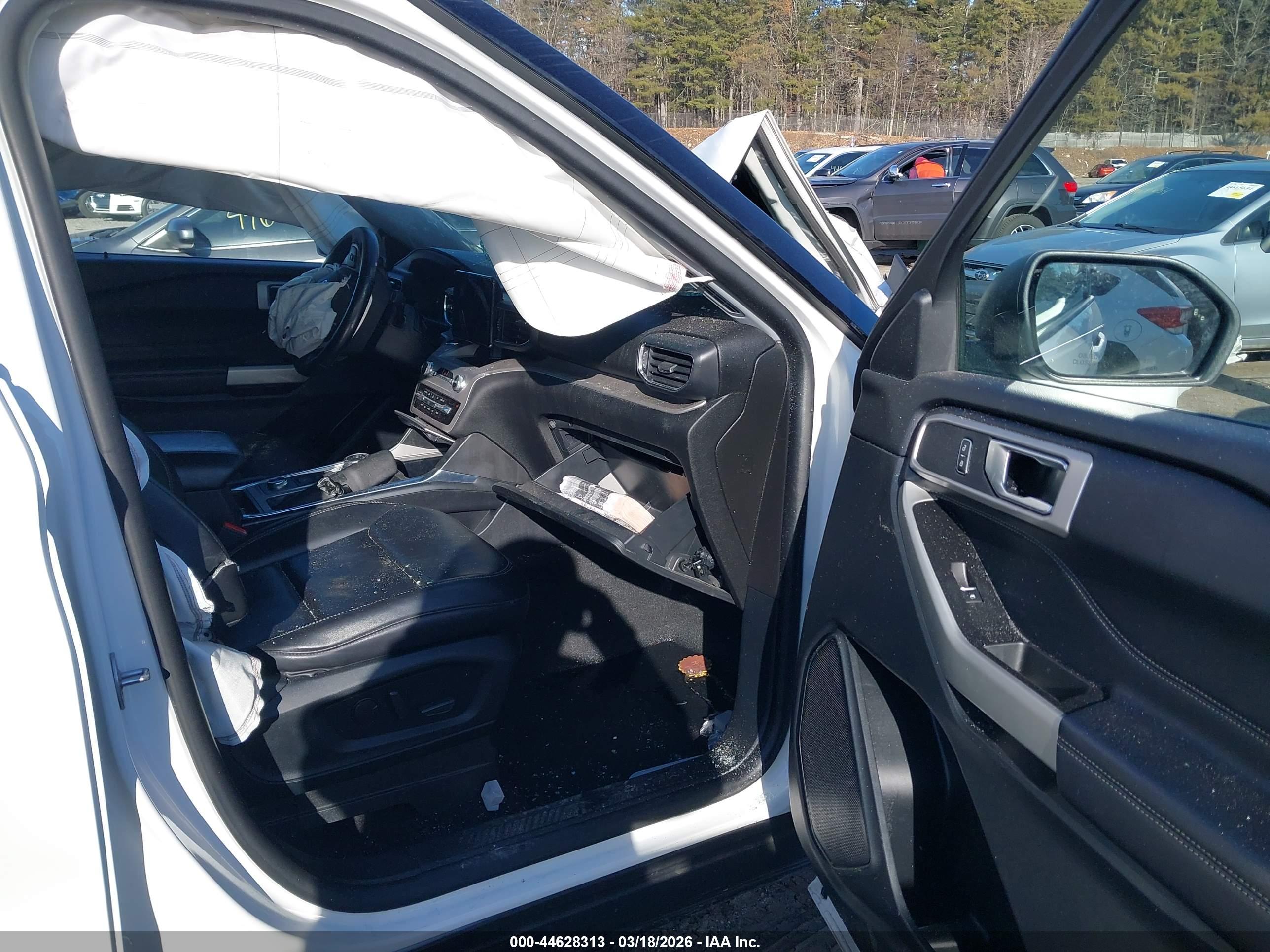 FORD EXPLORER image 5