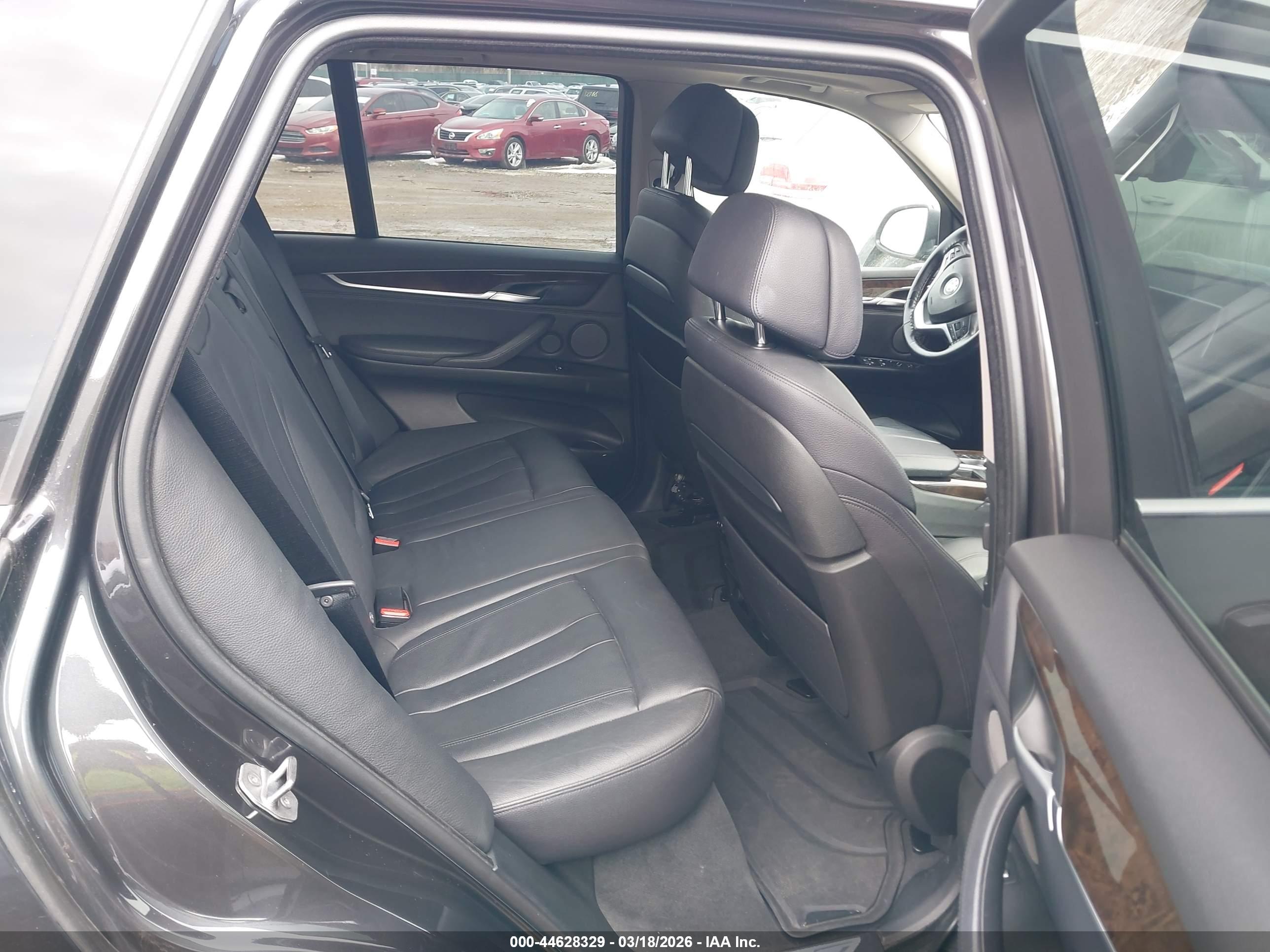 BMW X5 image 8