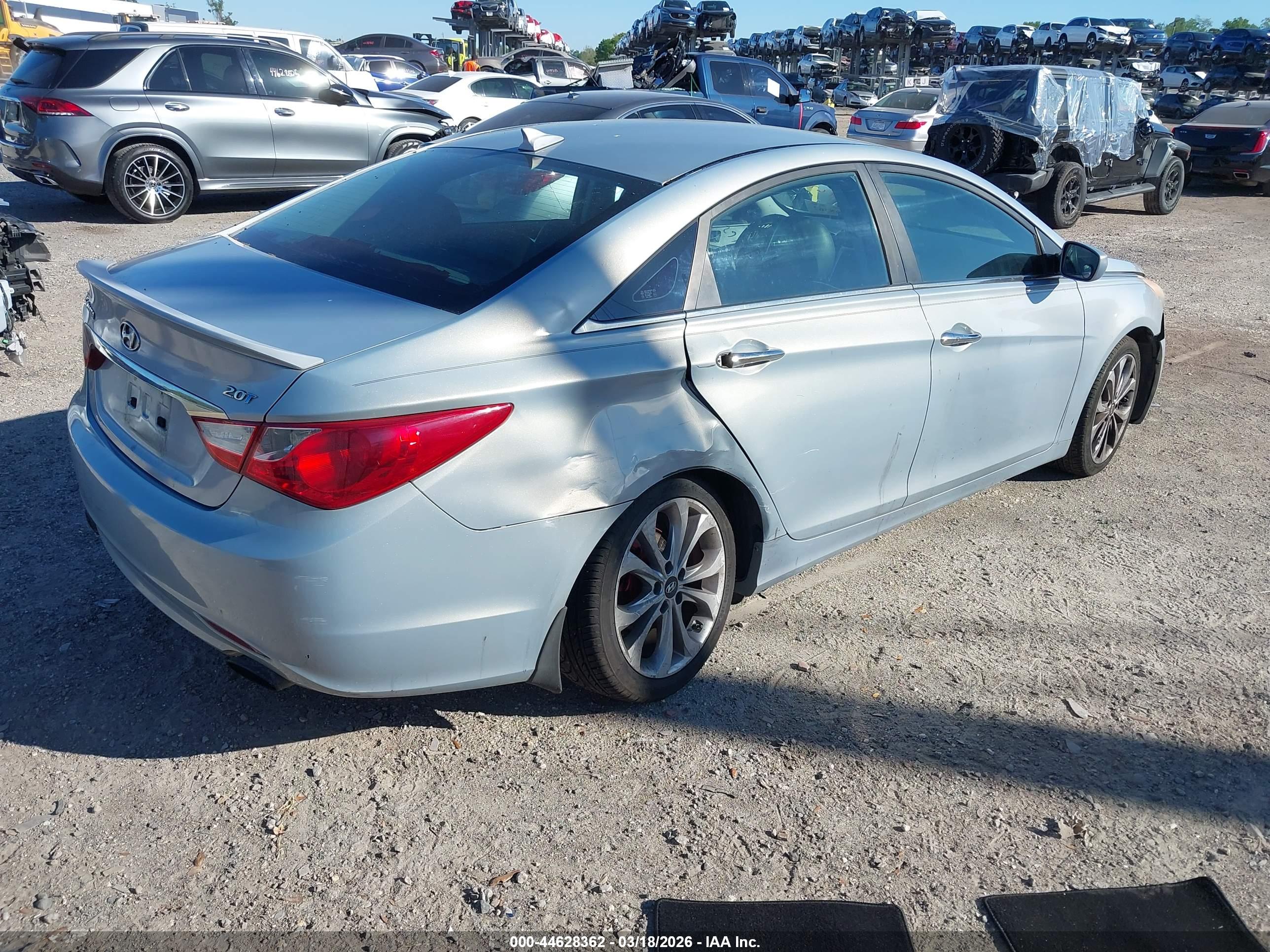 HYUNDAI SONATA image 4