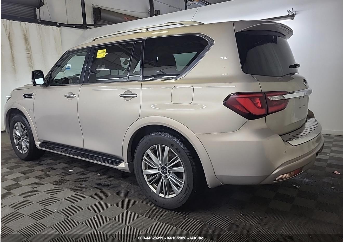 INFINITI QX80 image 3