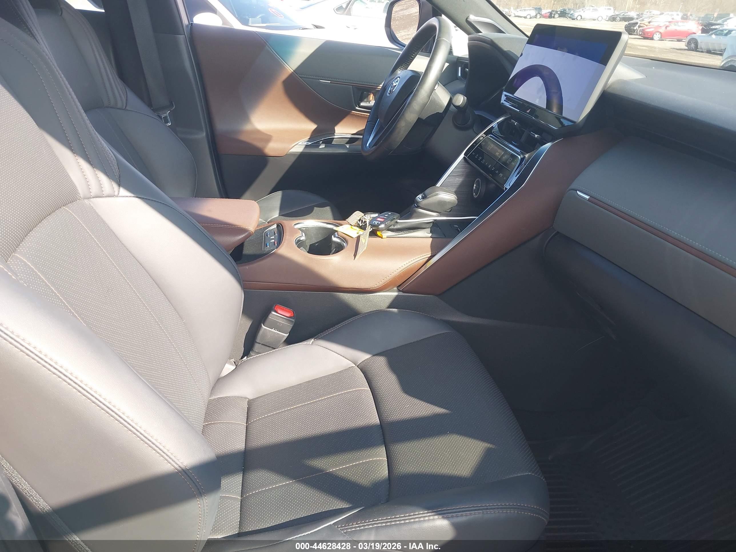 TOYOTA VENZA image 5