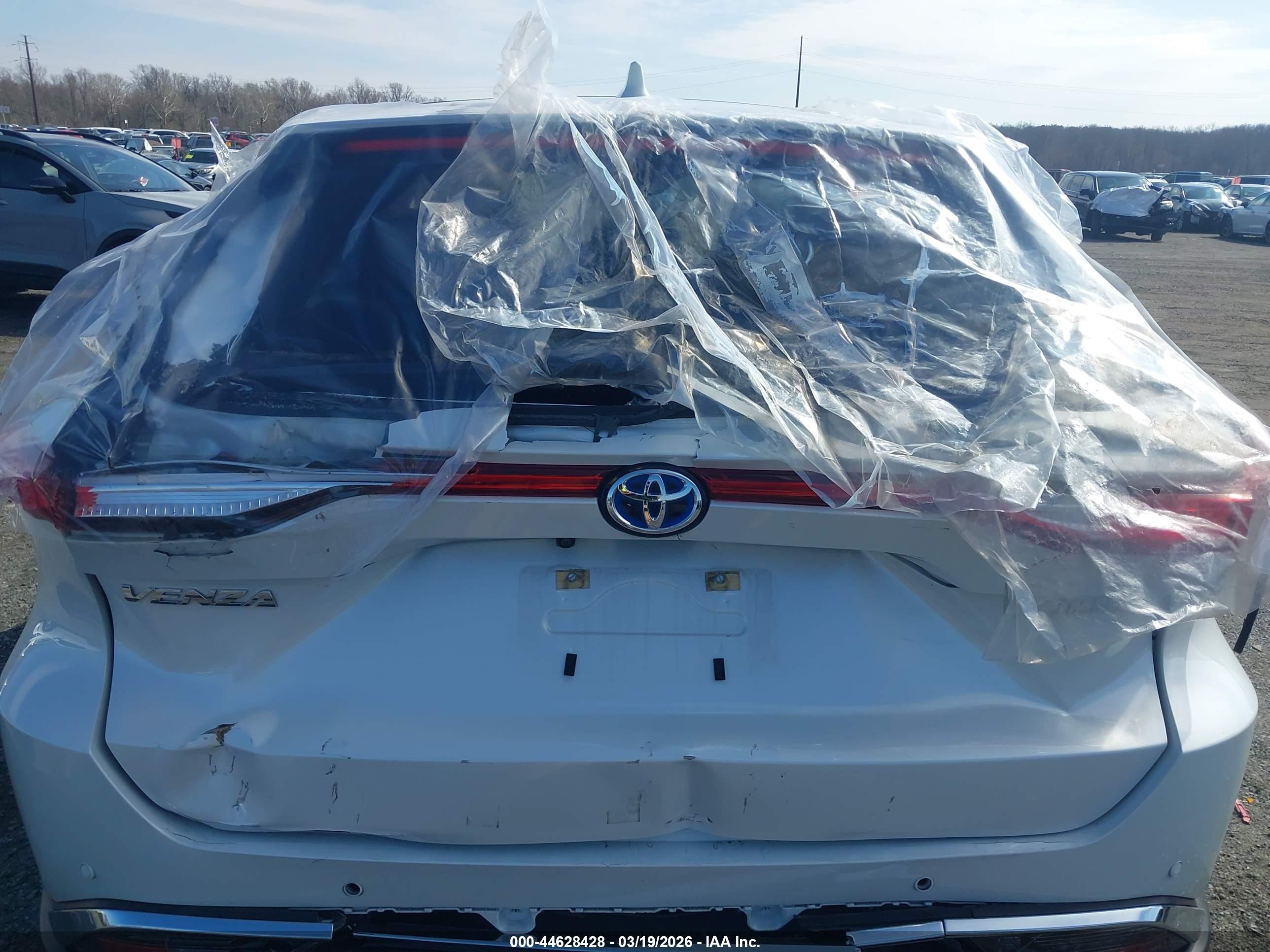 TOYOTA VENZA image 6