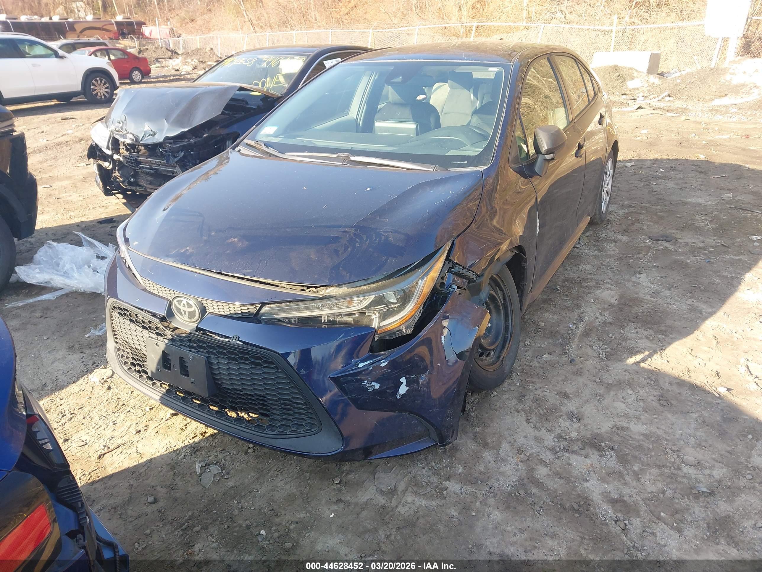 TOYOTA COROLLA image 2