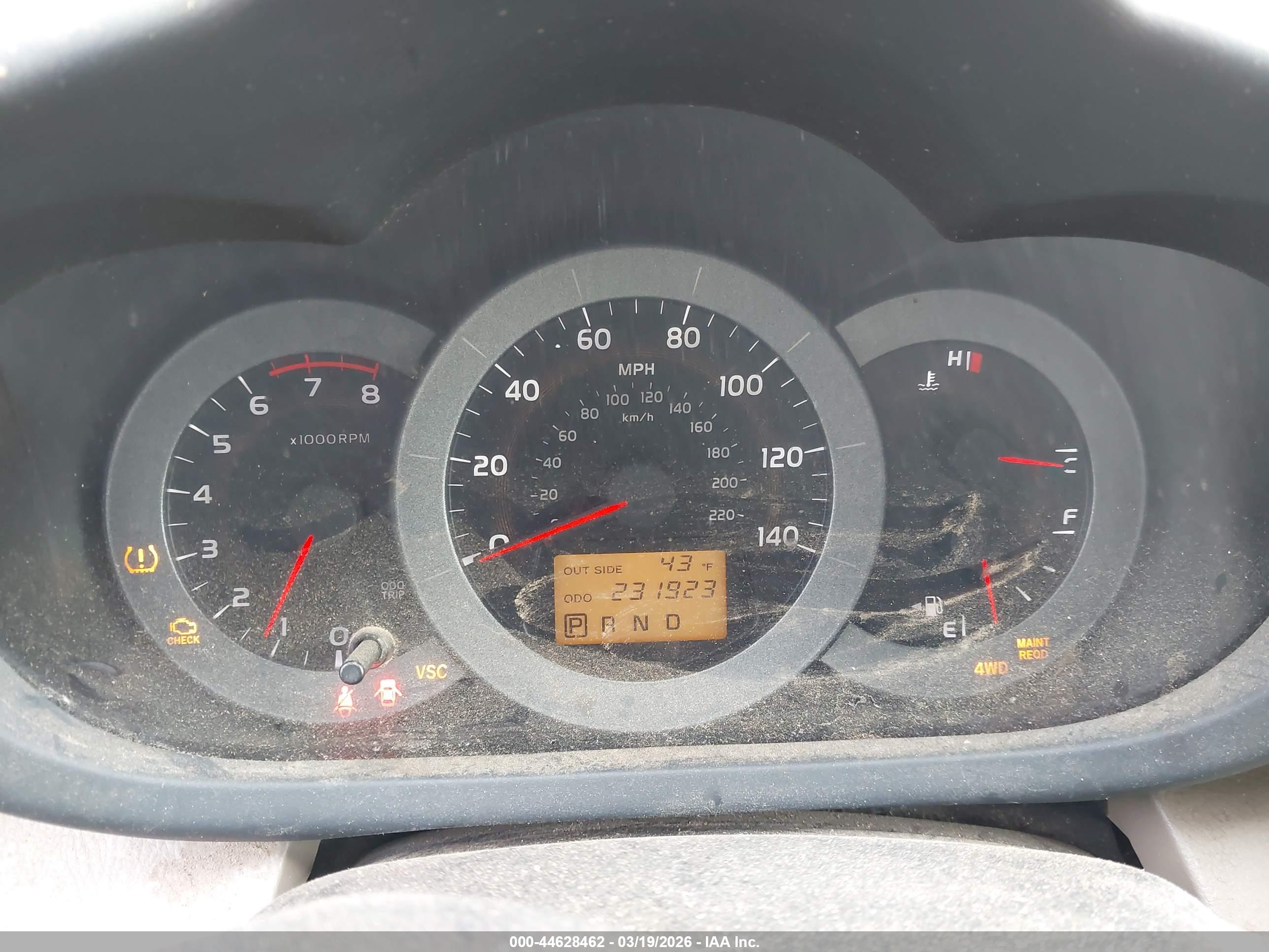 TOYOTA RAV4 image 7