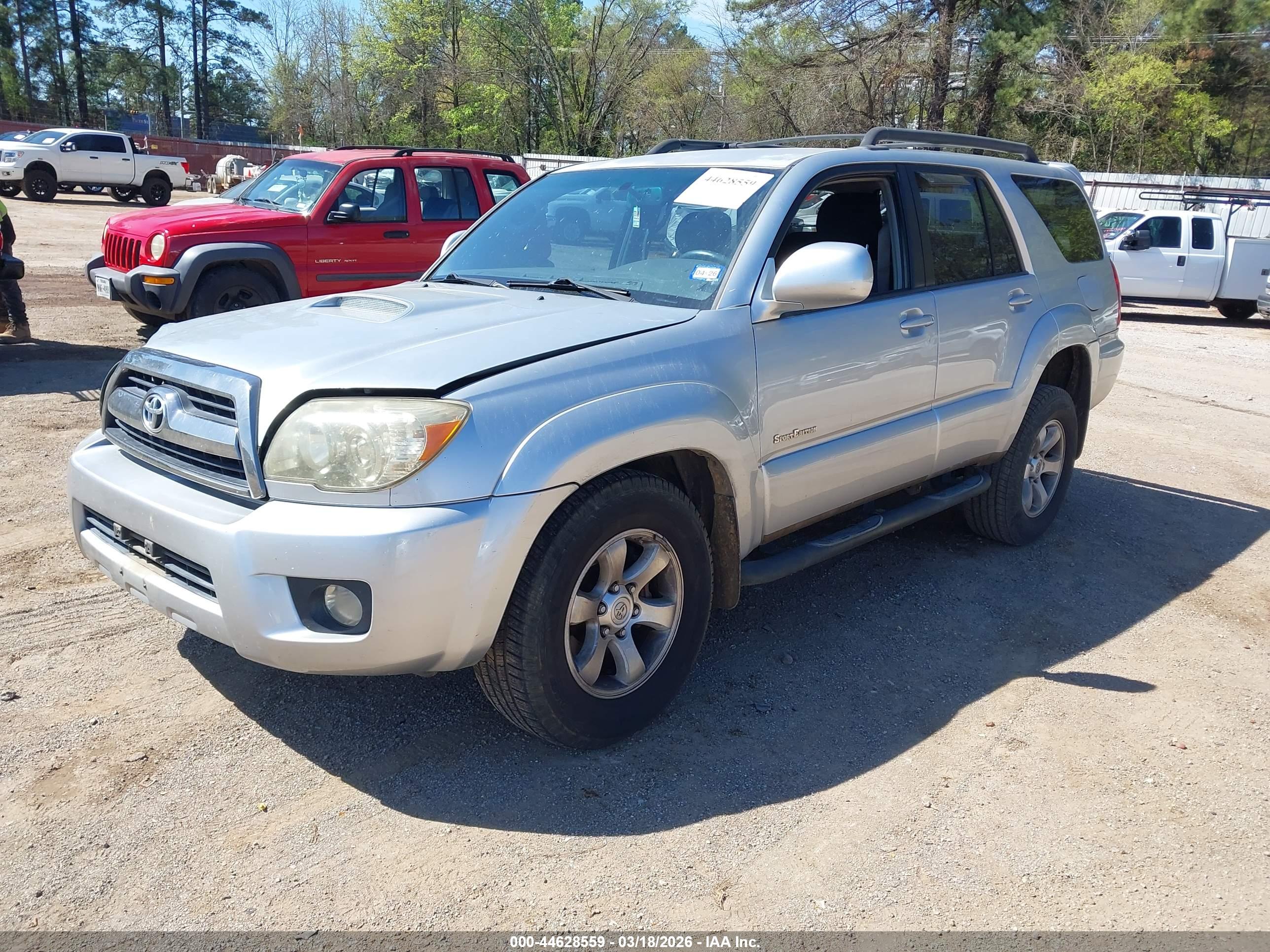 TOYOTA 4RUNNER image 2