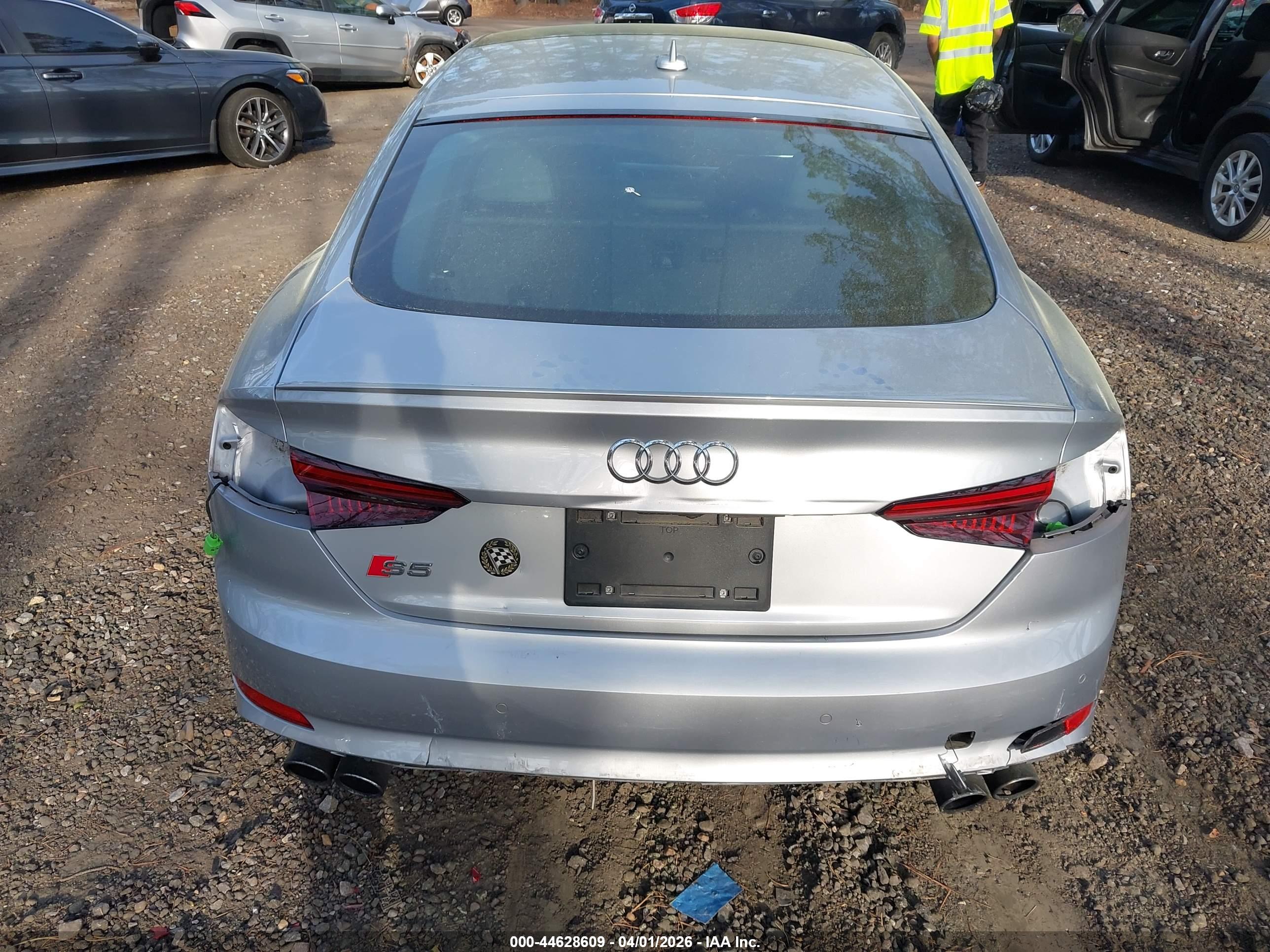AUDI S5 image 6