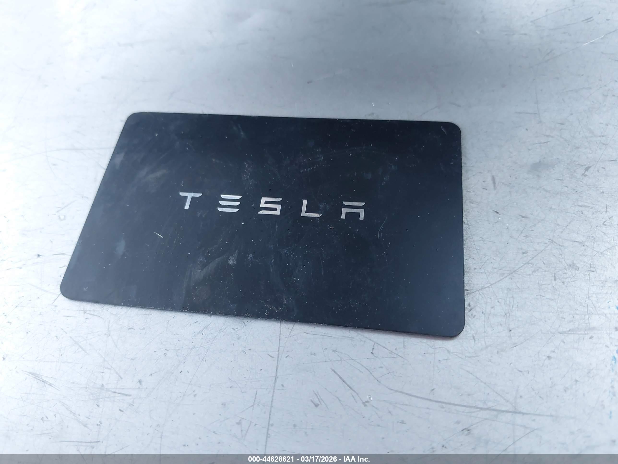 TESLA MODEL image 11