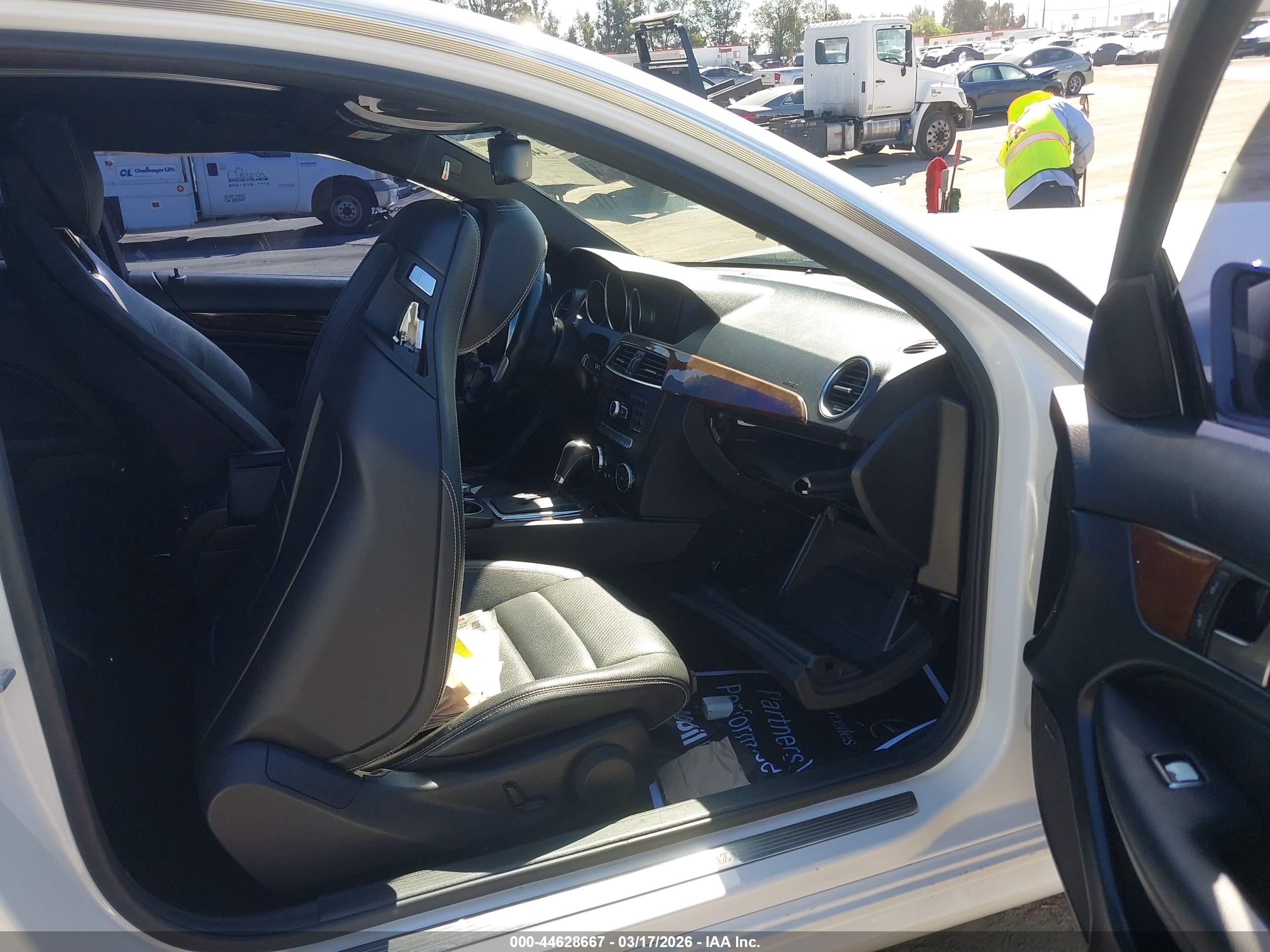 MERCEDES-BENZ C image 5