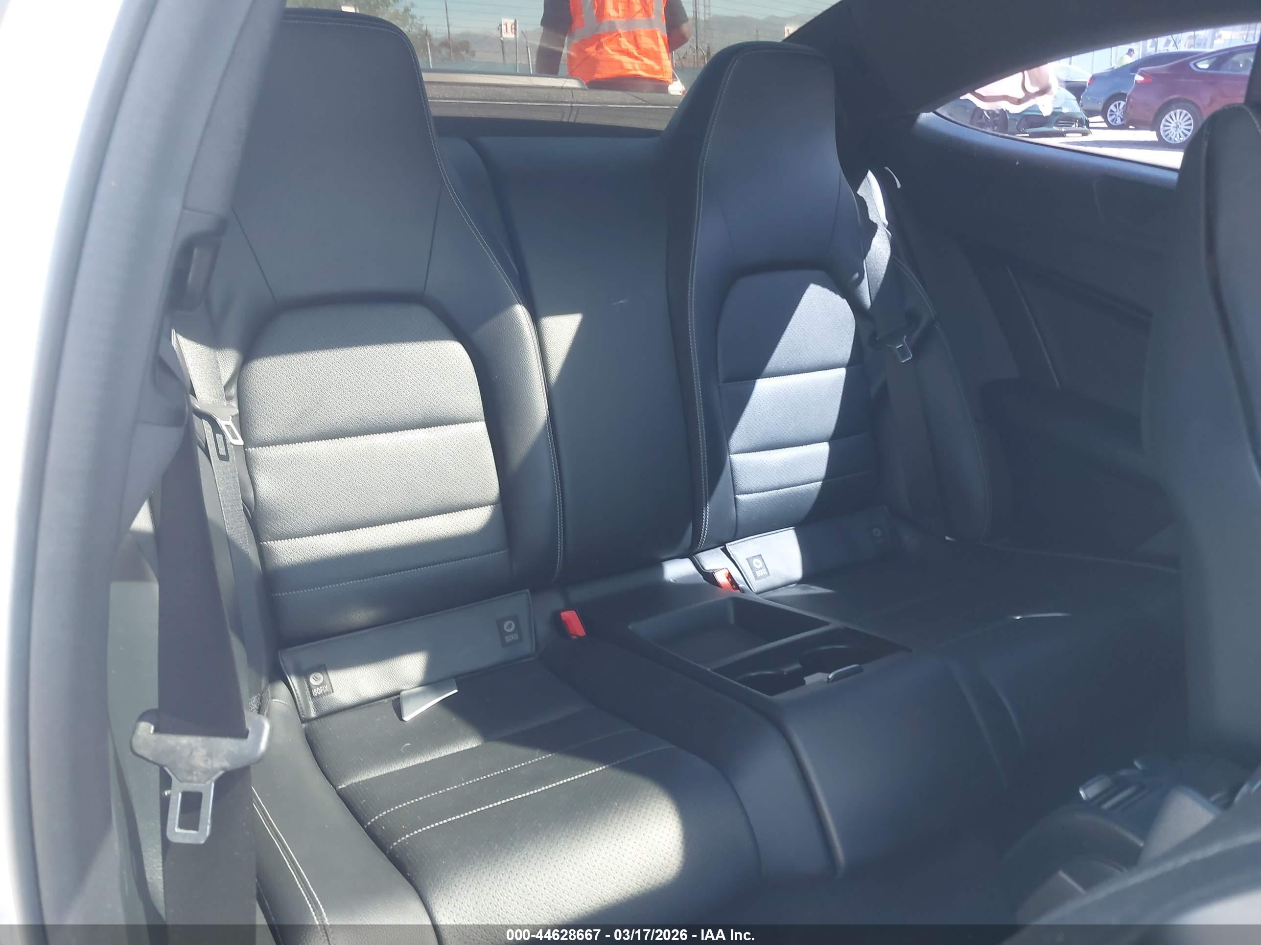 MERCEDES-BENZ C image 8
