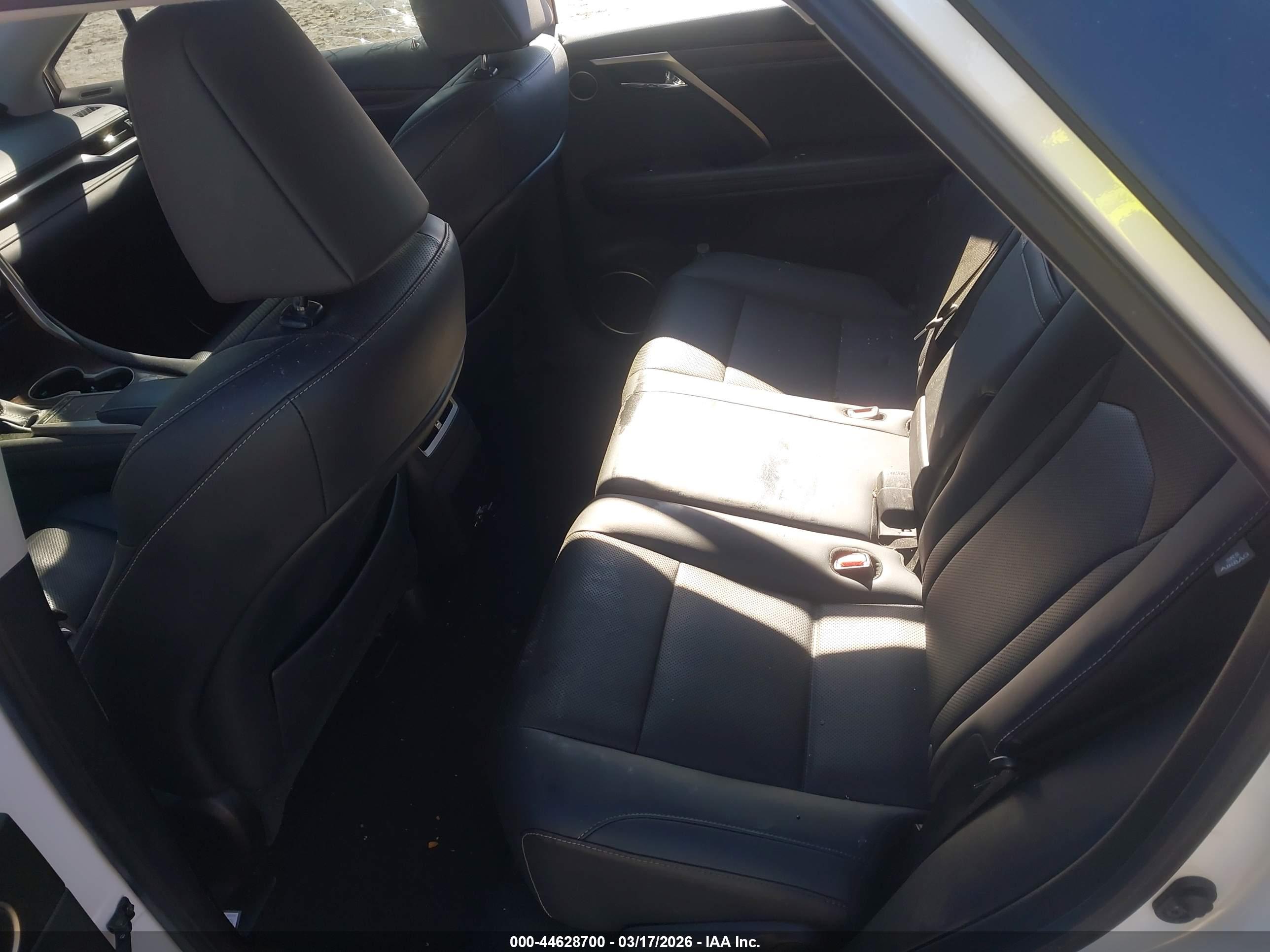 LEXUS RX image 8