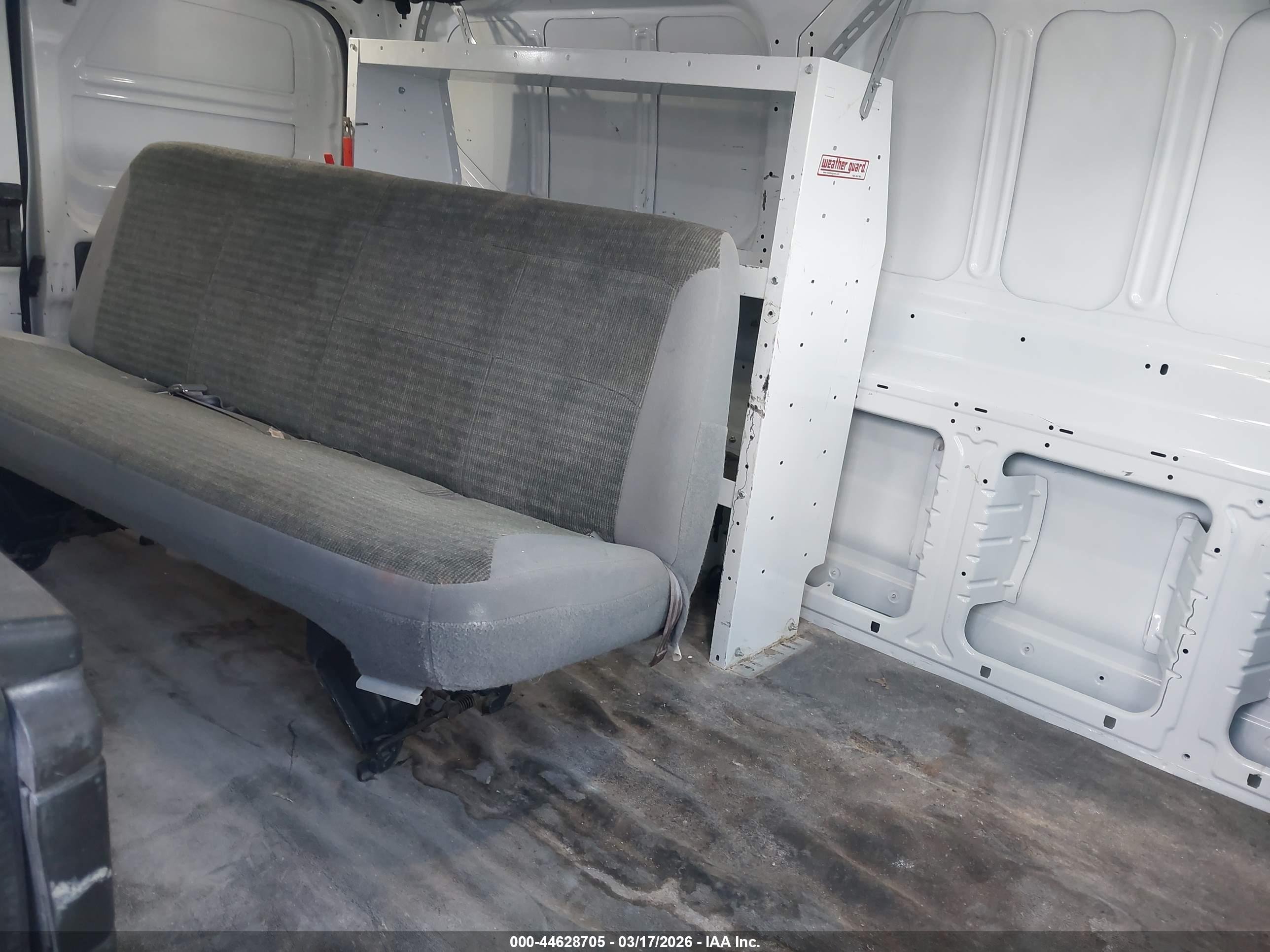 FORD TRANSIT-150 image 8
