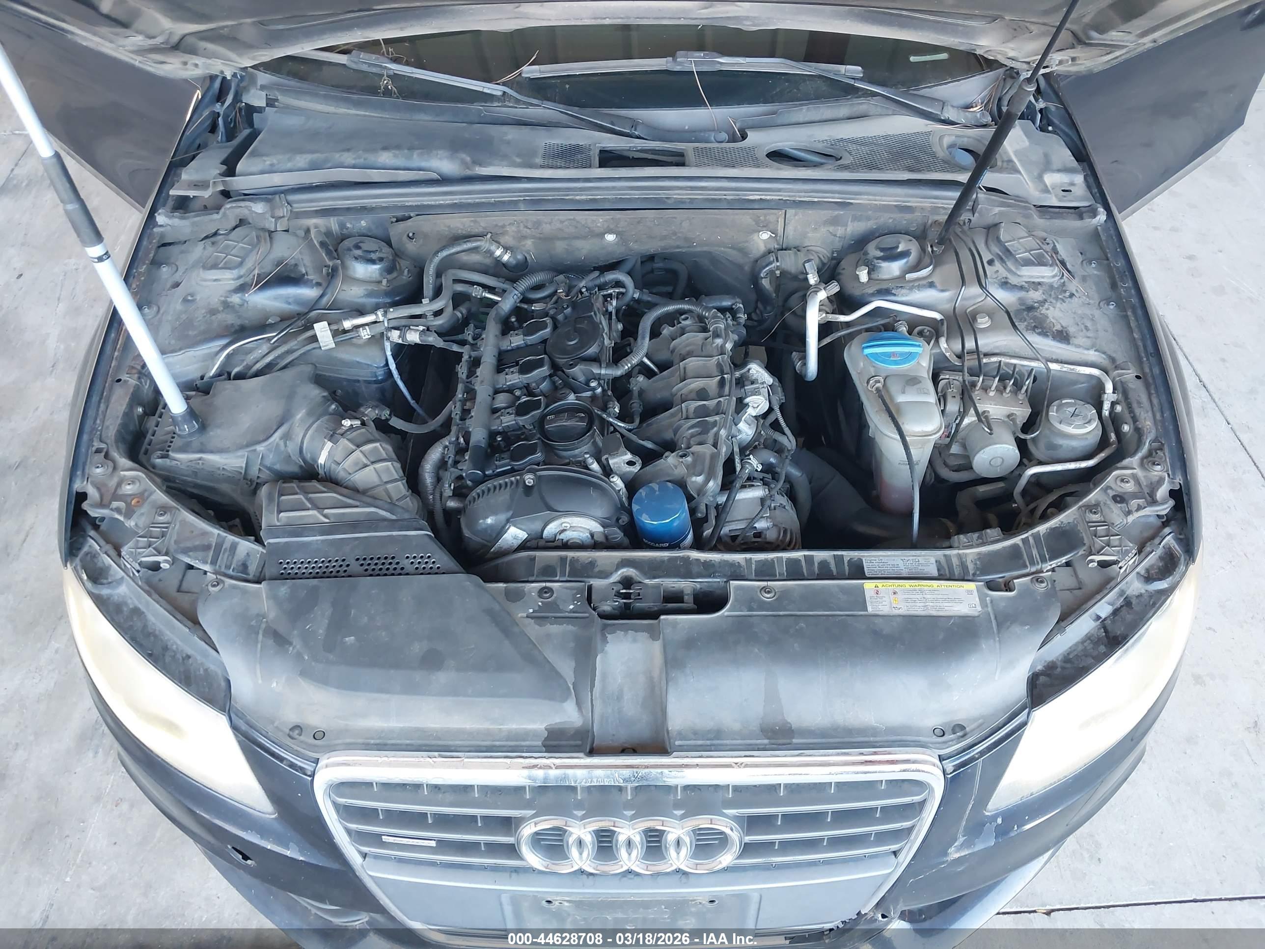 AUDI A4 image 10