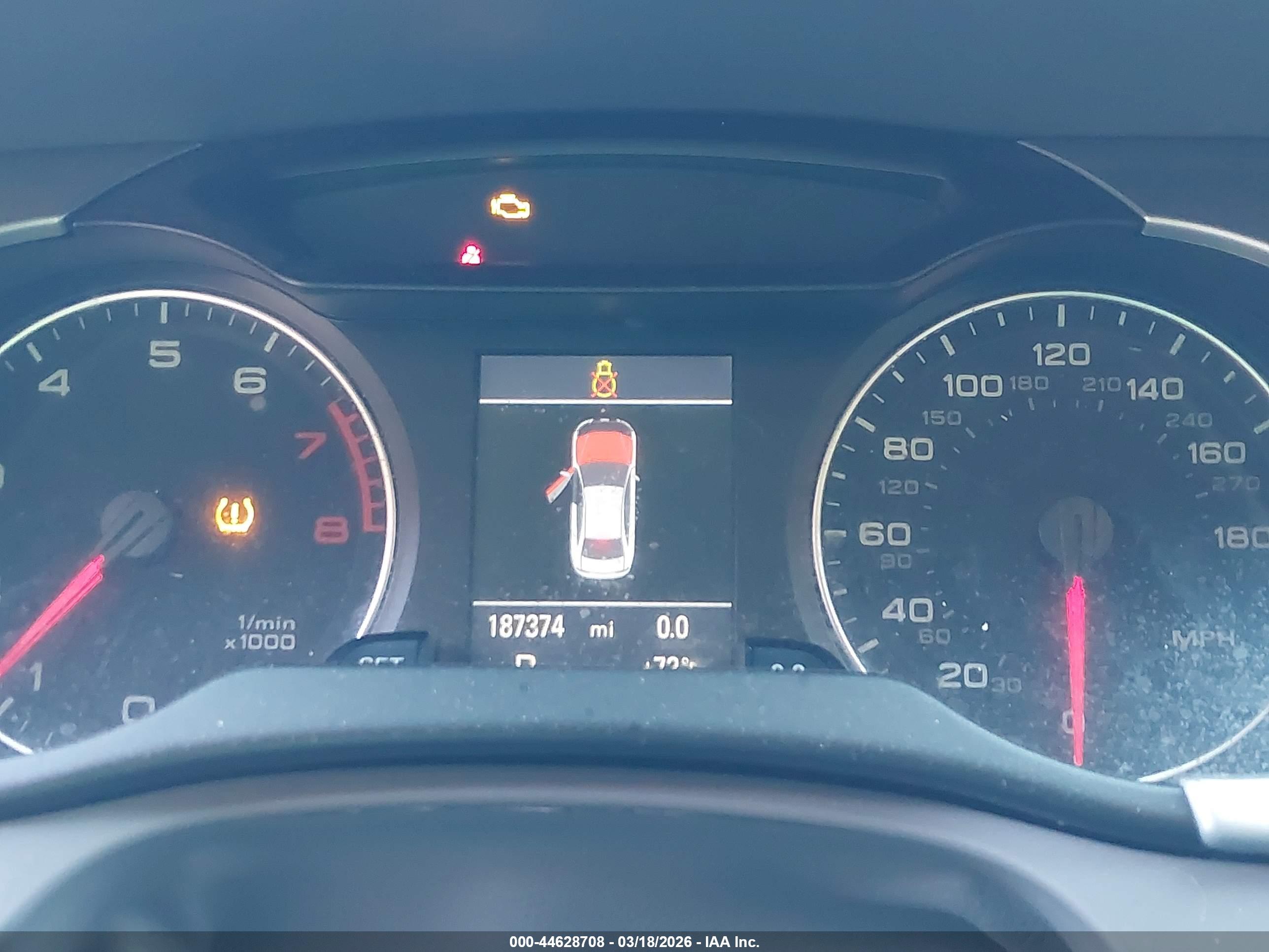 AUDI A4 image 7