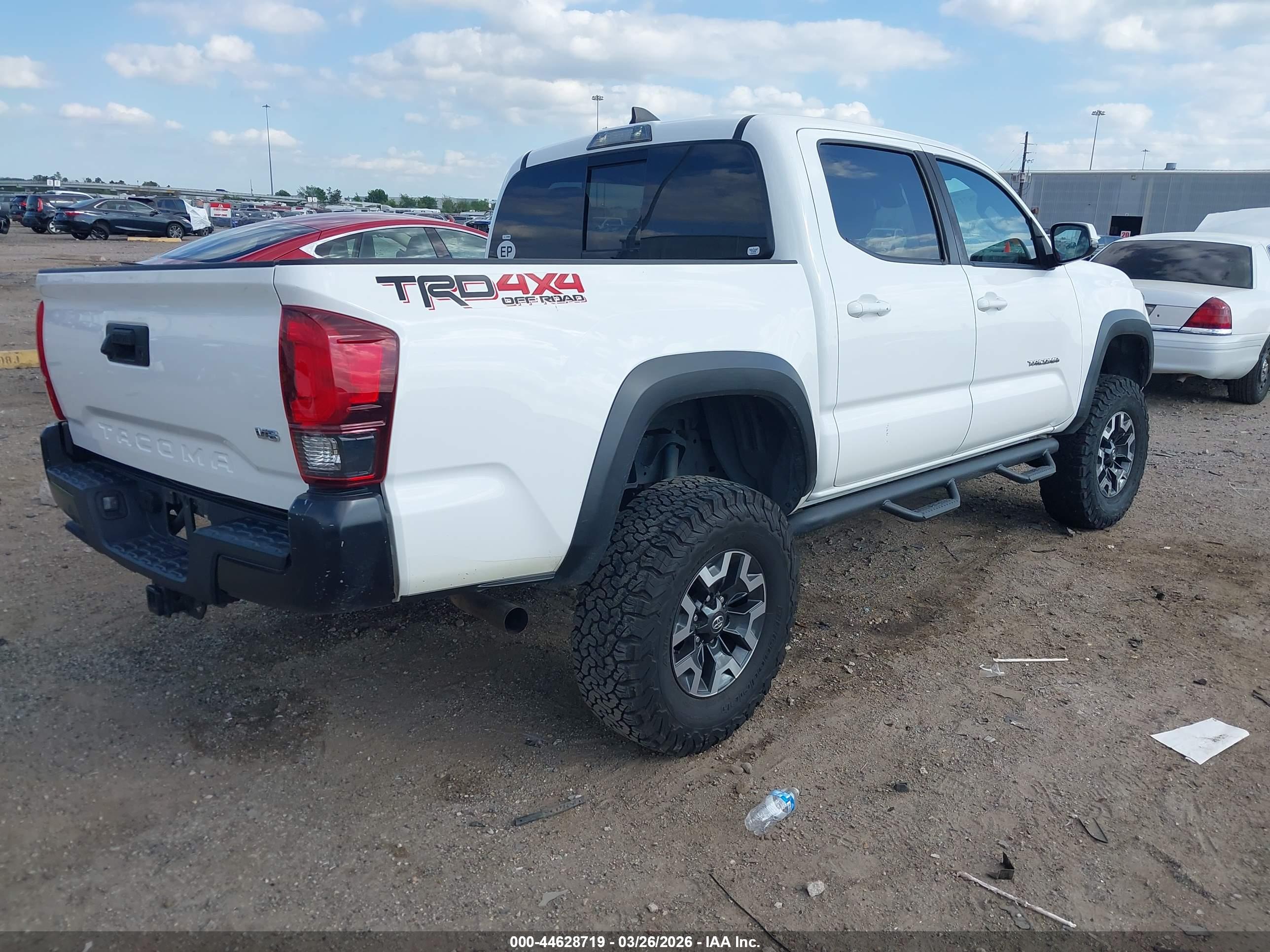 TOYOTA TACOMA image 4