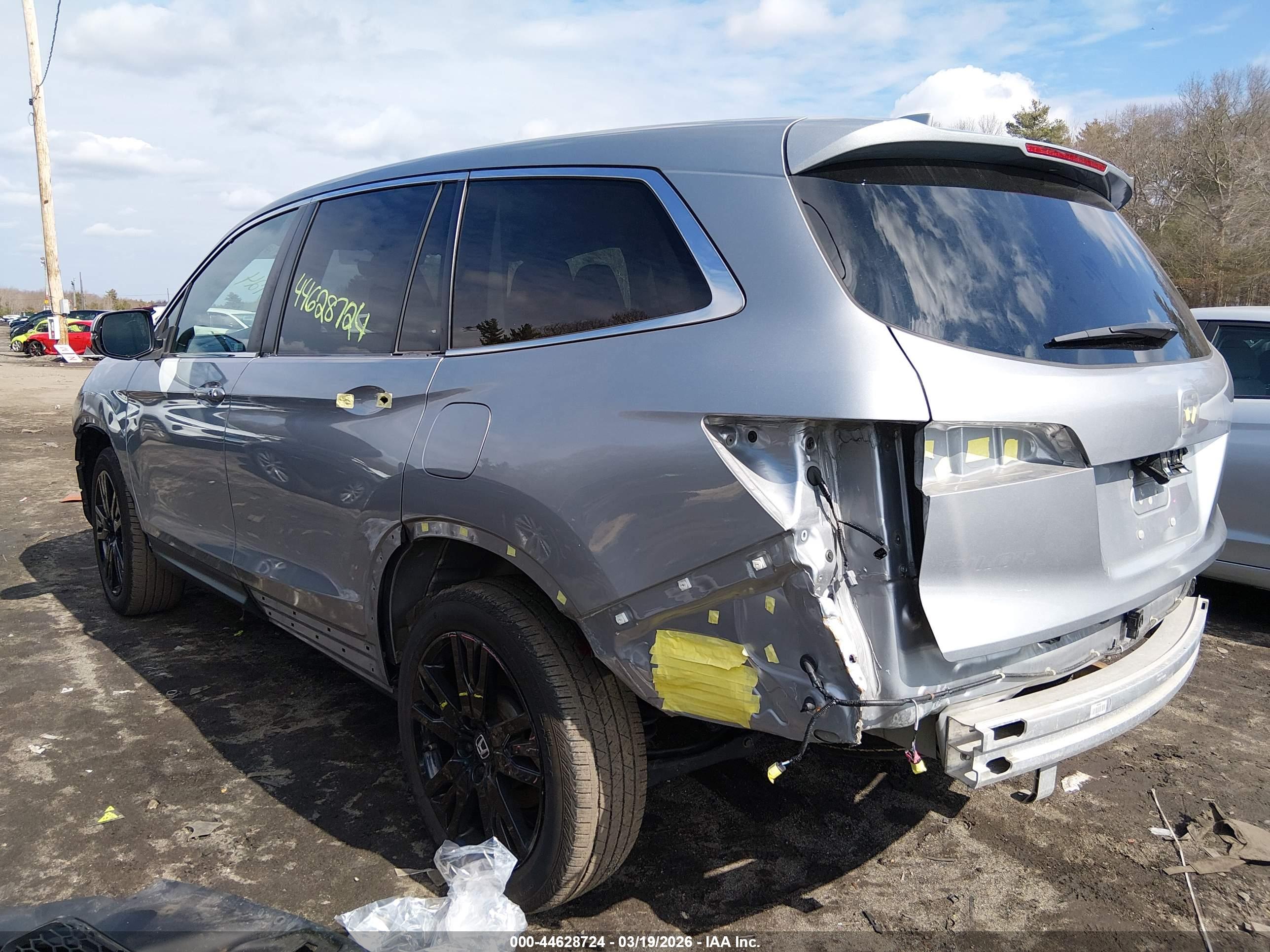 HONDA PILOT image 3