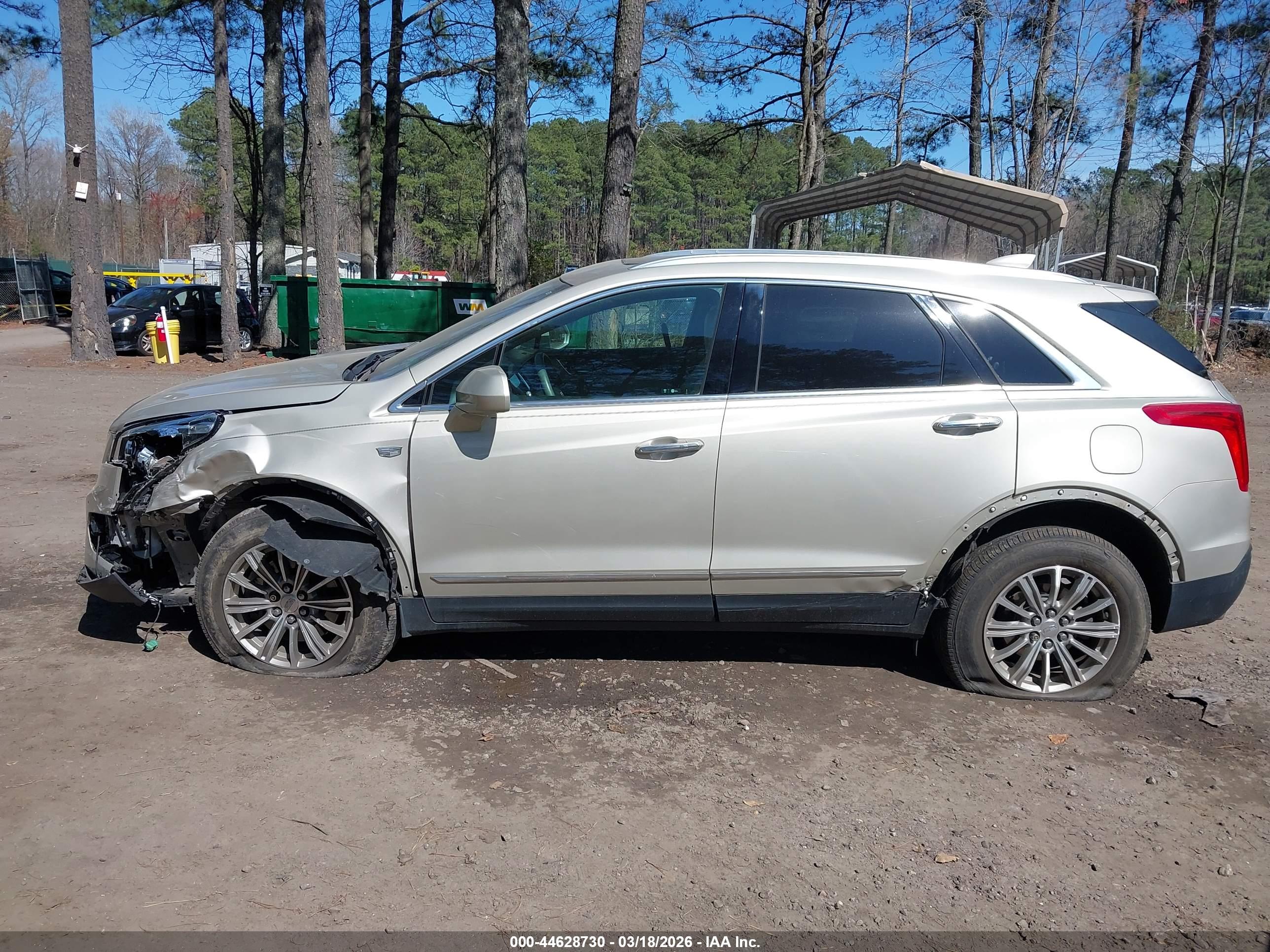 CADILLAC XT5 image 6
