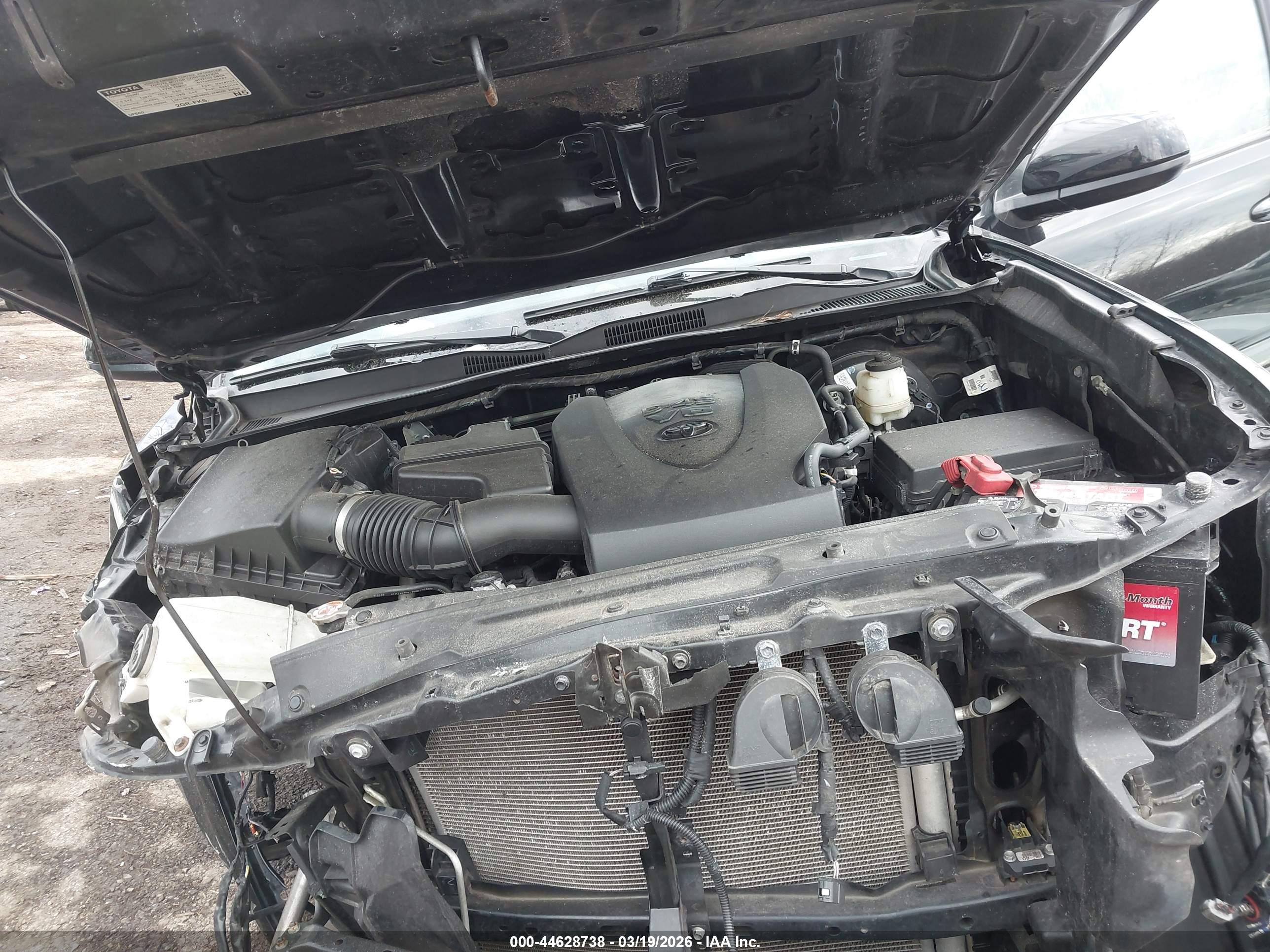TOYOTA TACOMA image 10