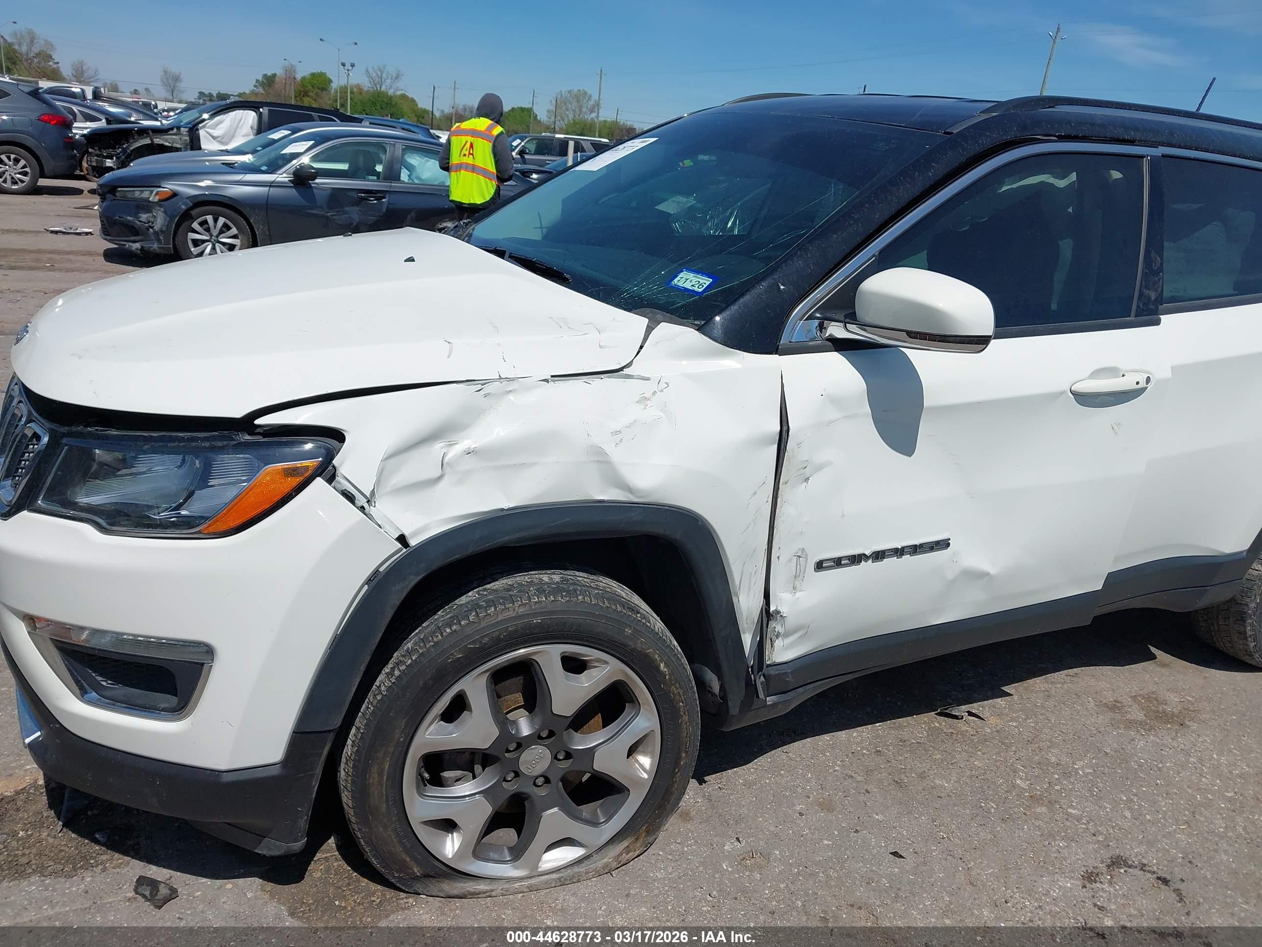 JEEP COMPASS image 6
