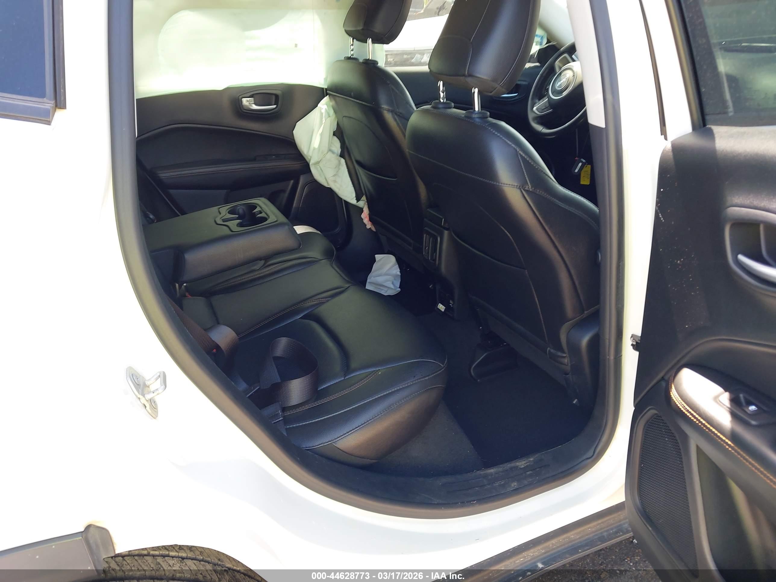 JEEP COMPASS image 8