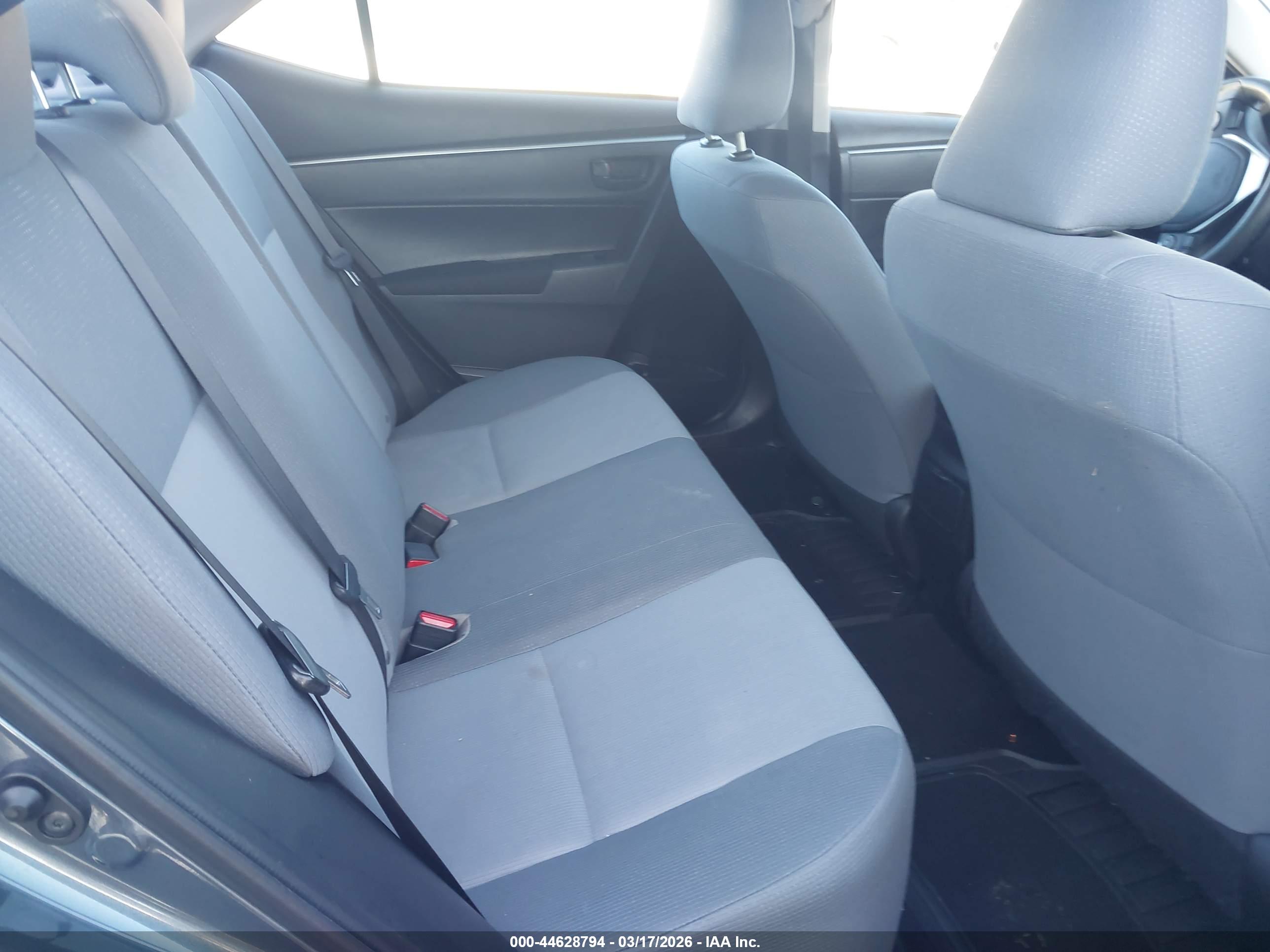TOYOTA COROLLA image 8