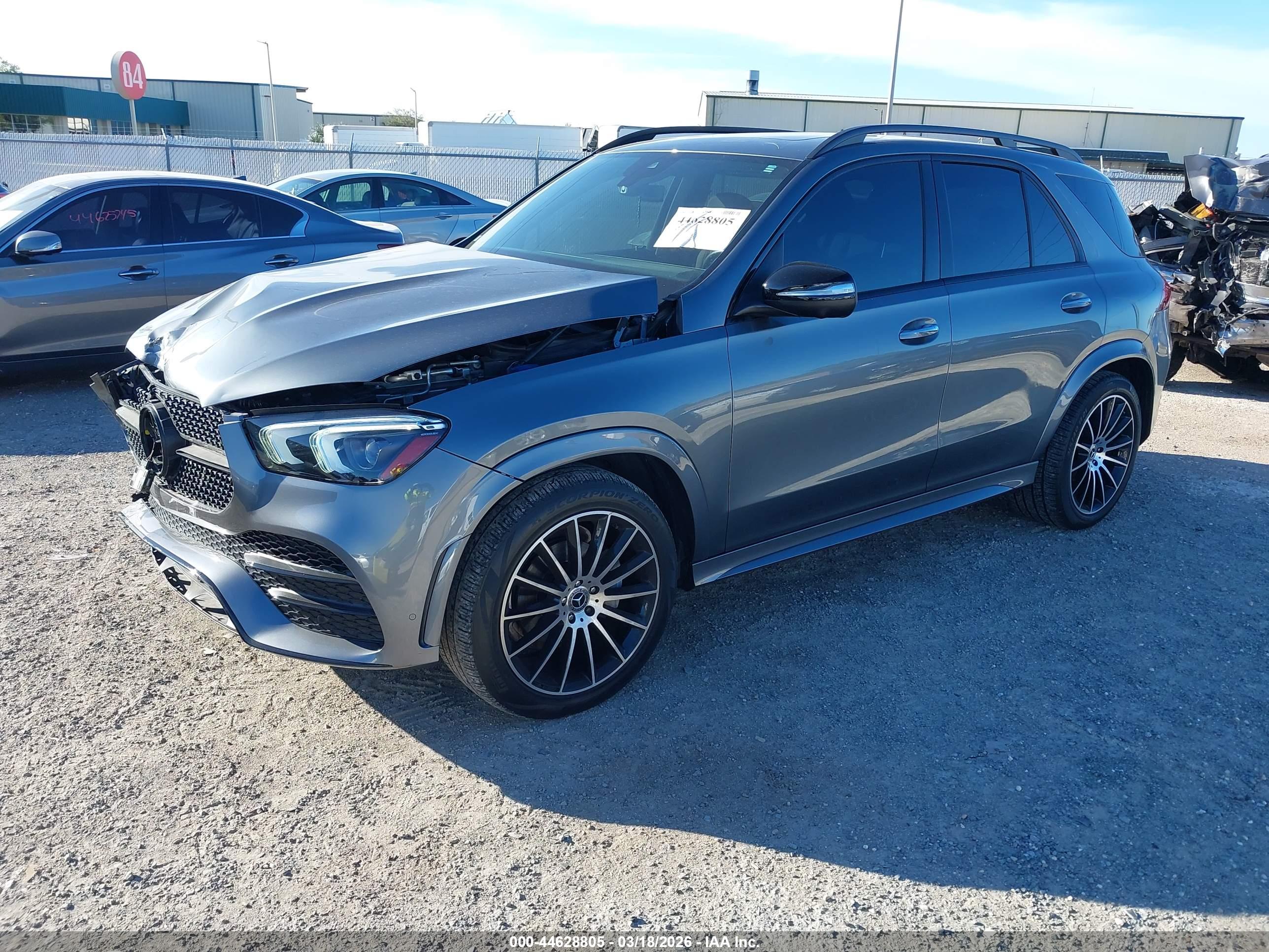 MERCEDES-BENZ GLE image 2