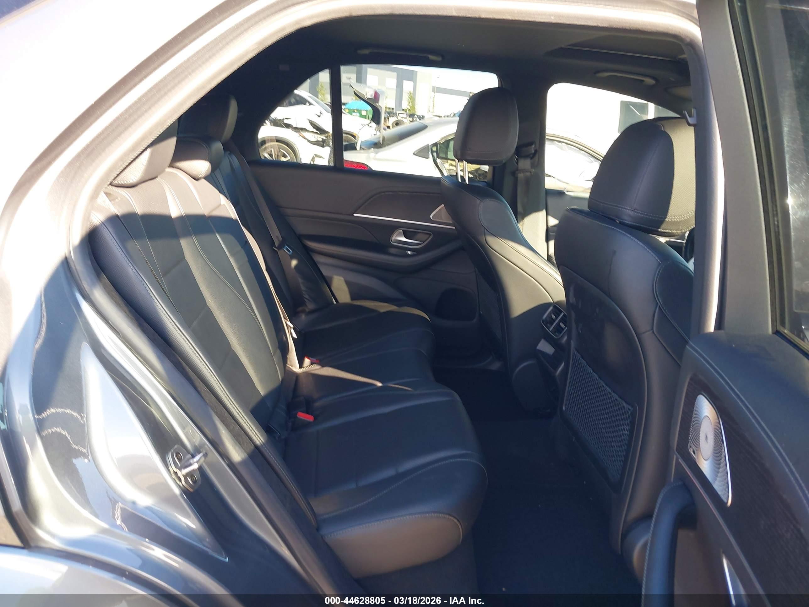 MERCEDES-BENZ GLE image 8