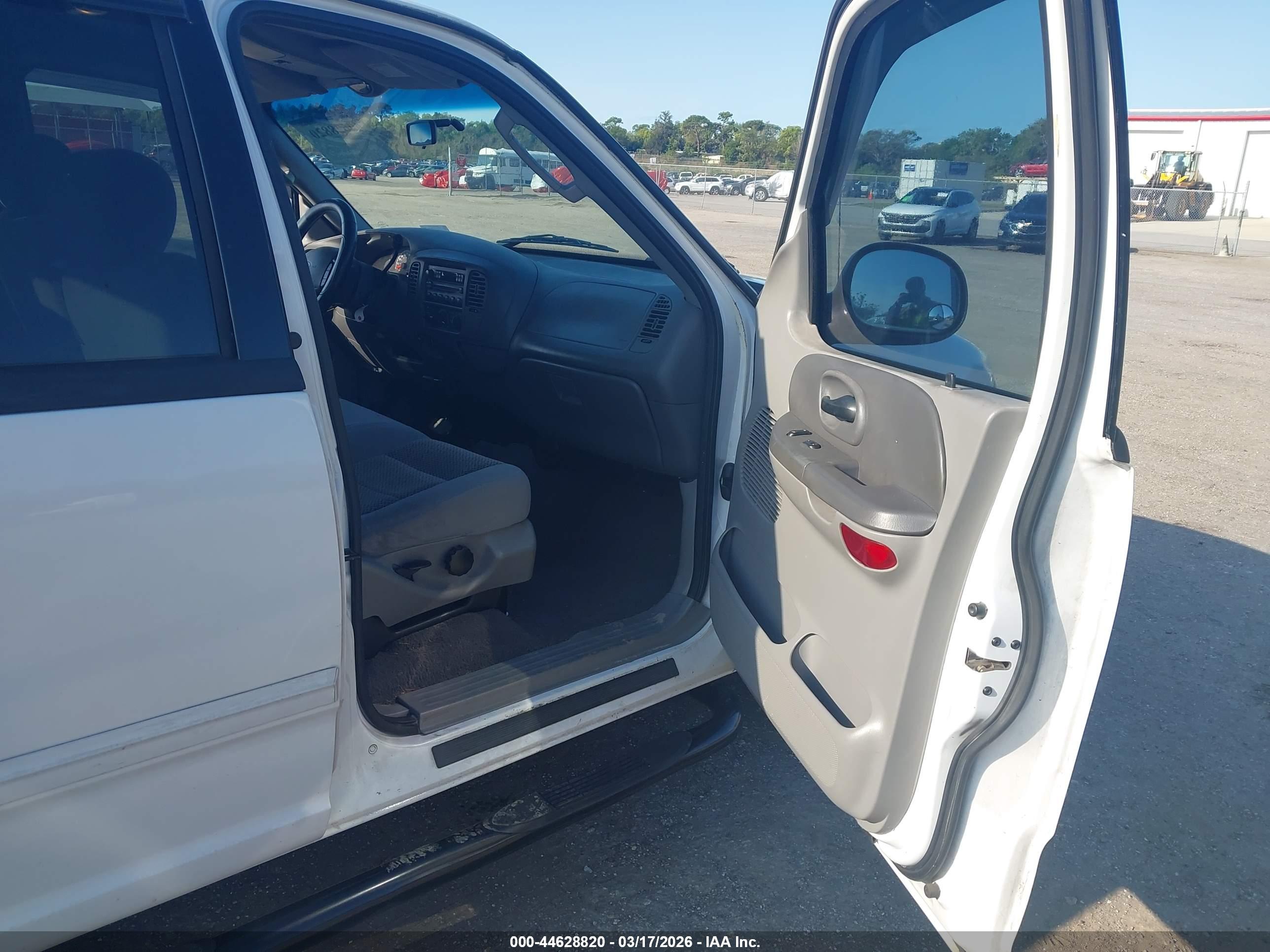 FORD F-150 image 5