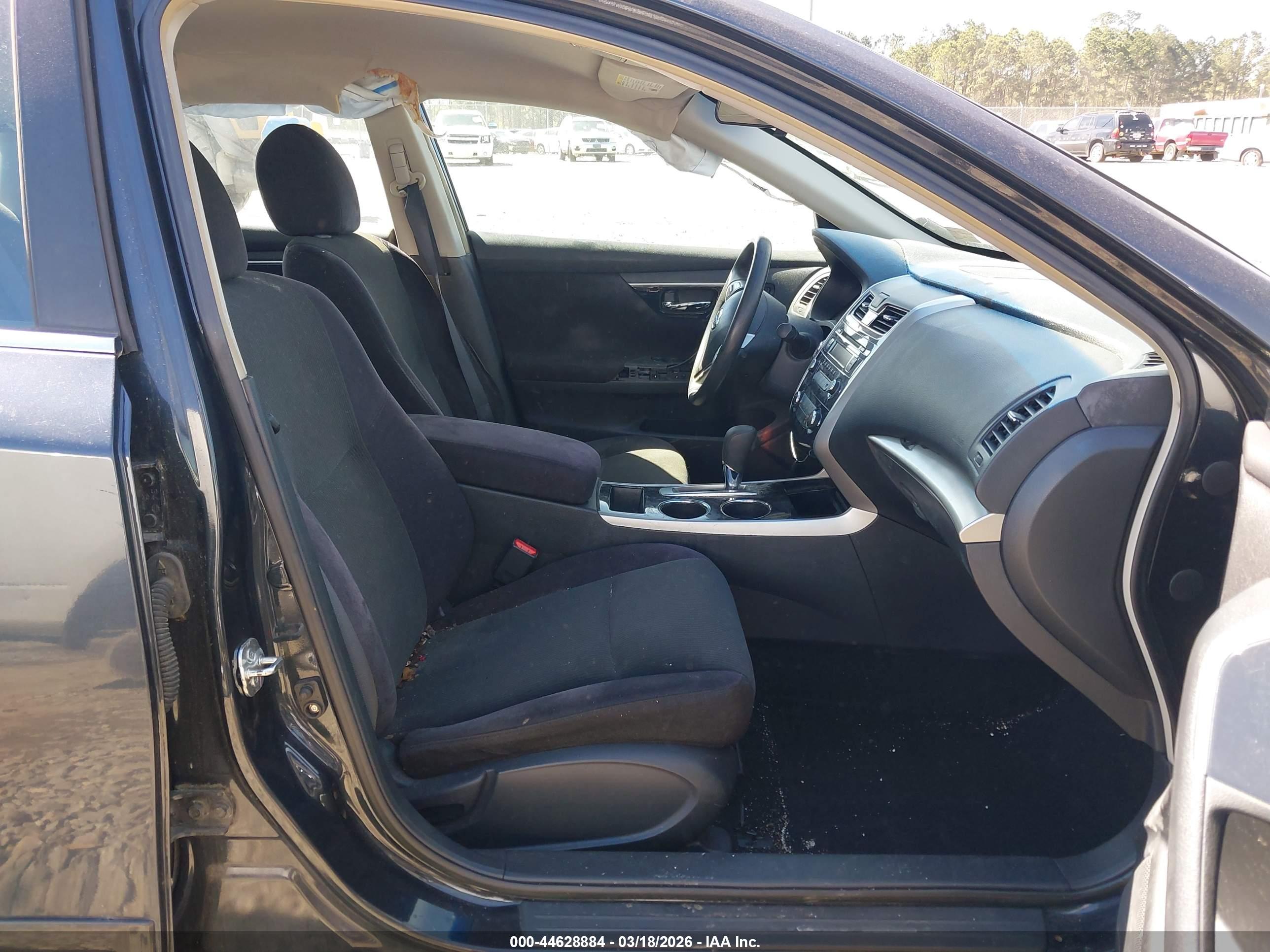 NISSAN ALTIMA image 5