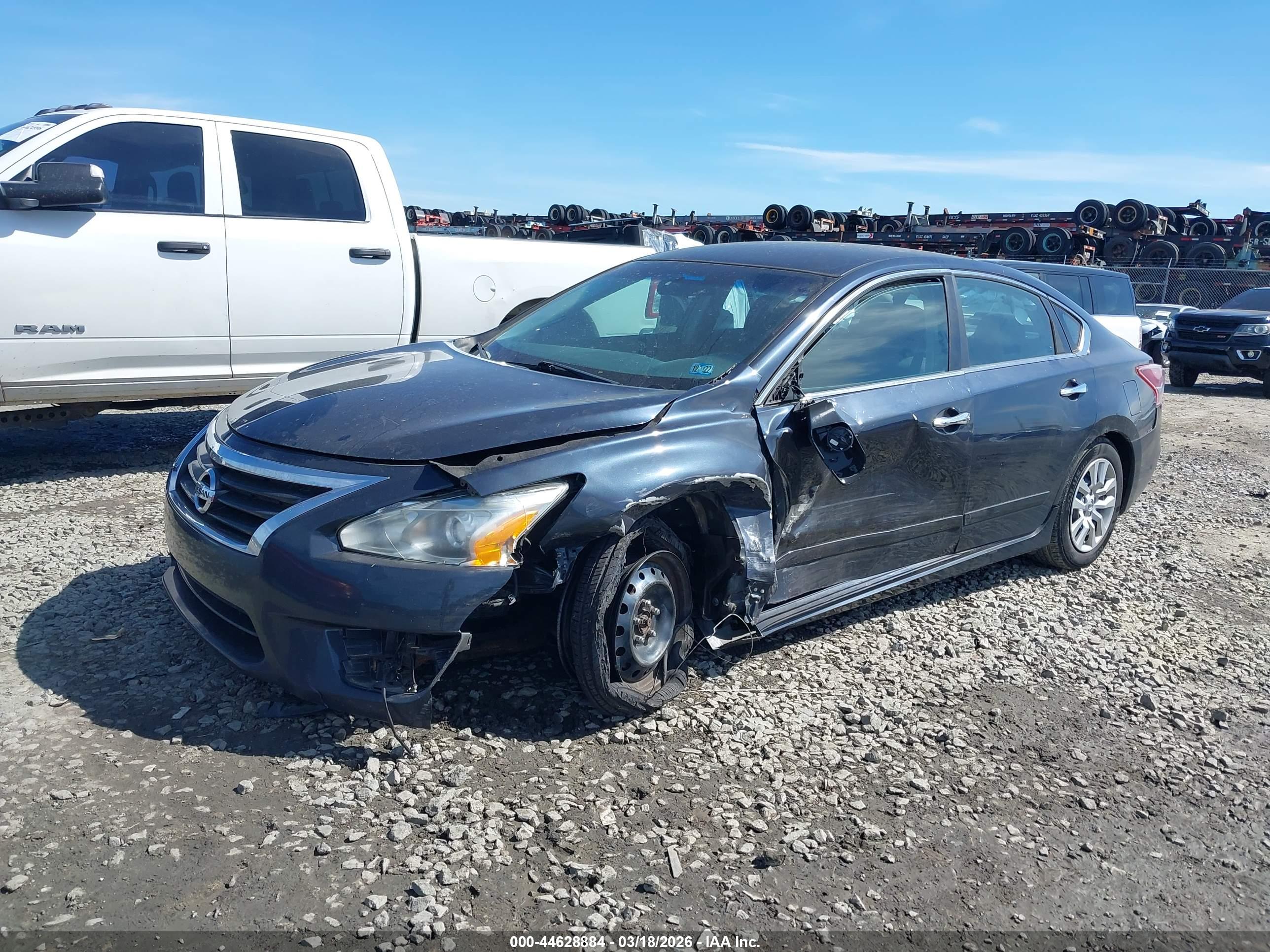 NISSAN ALTIMA image 6