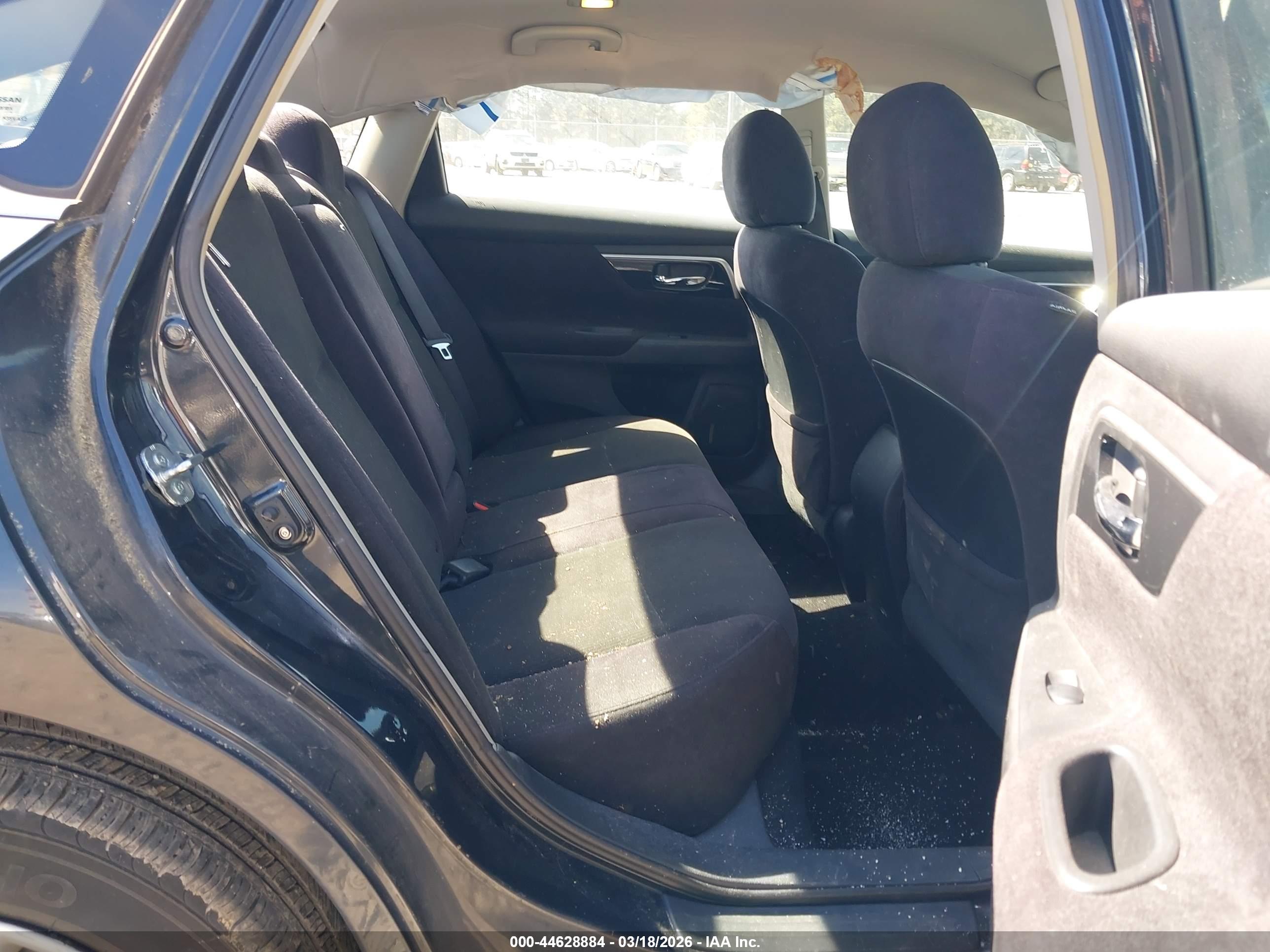 NISSAN ALTIMA image 8