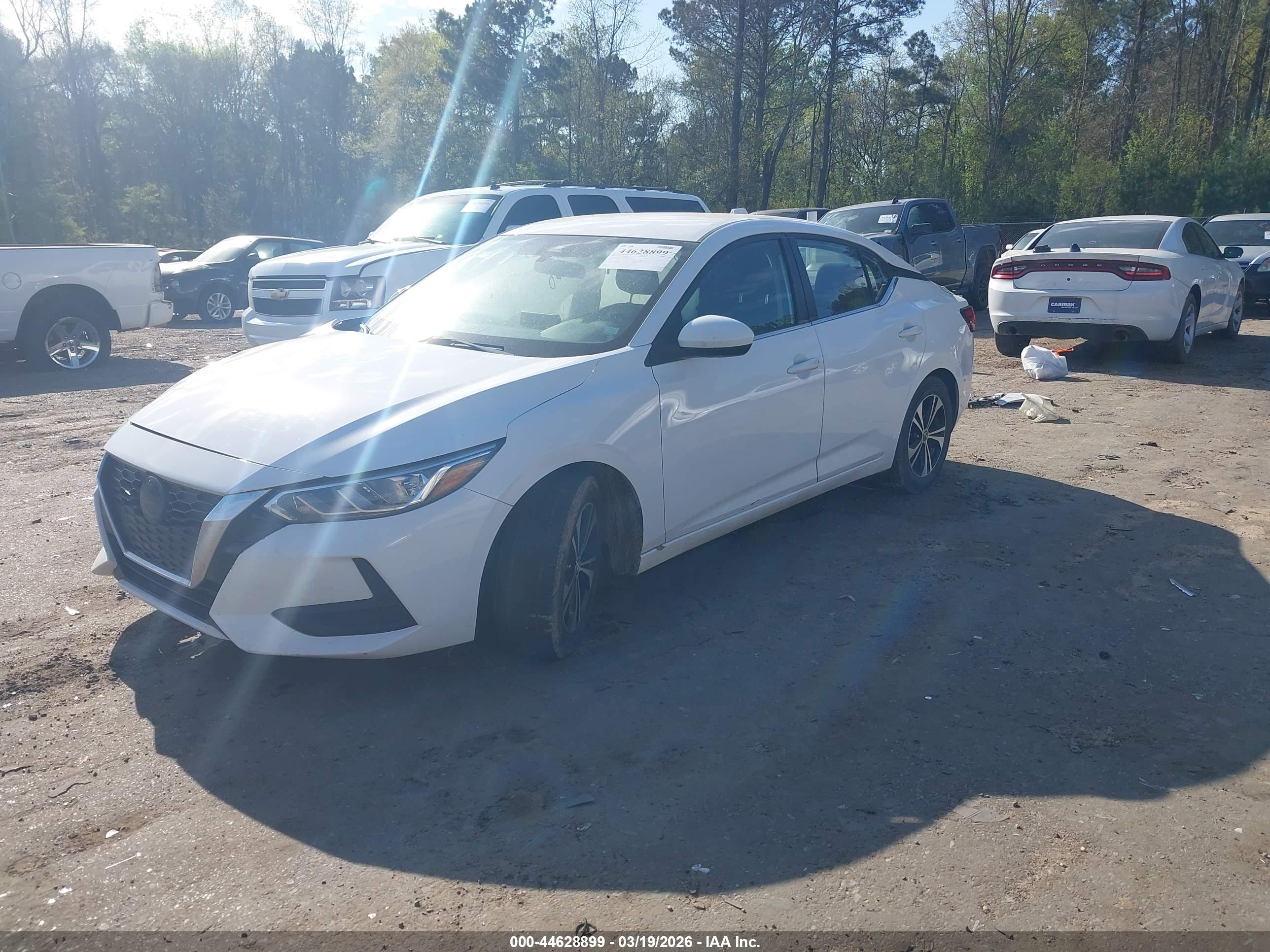 NISSAN SENTRA image 2