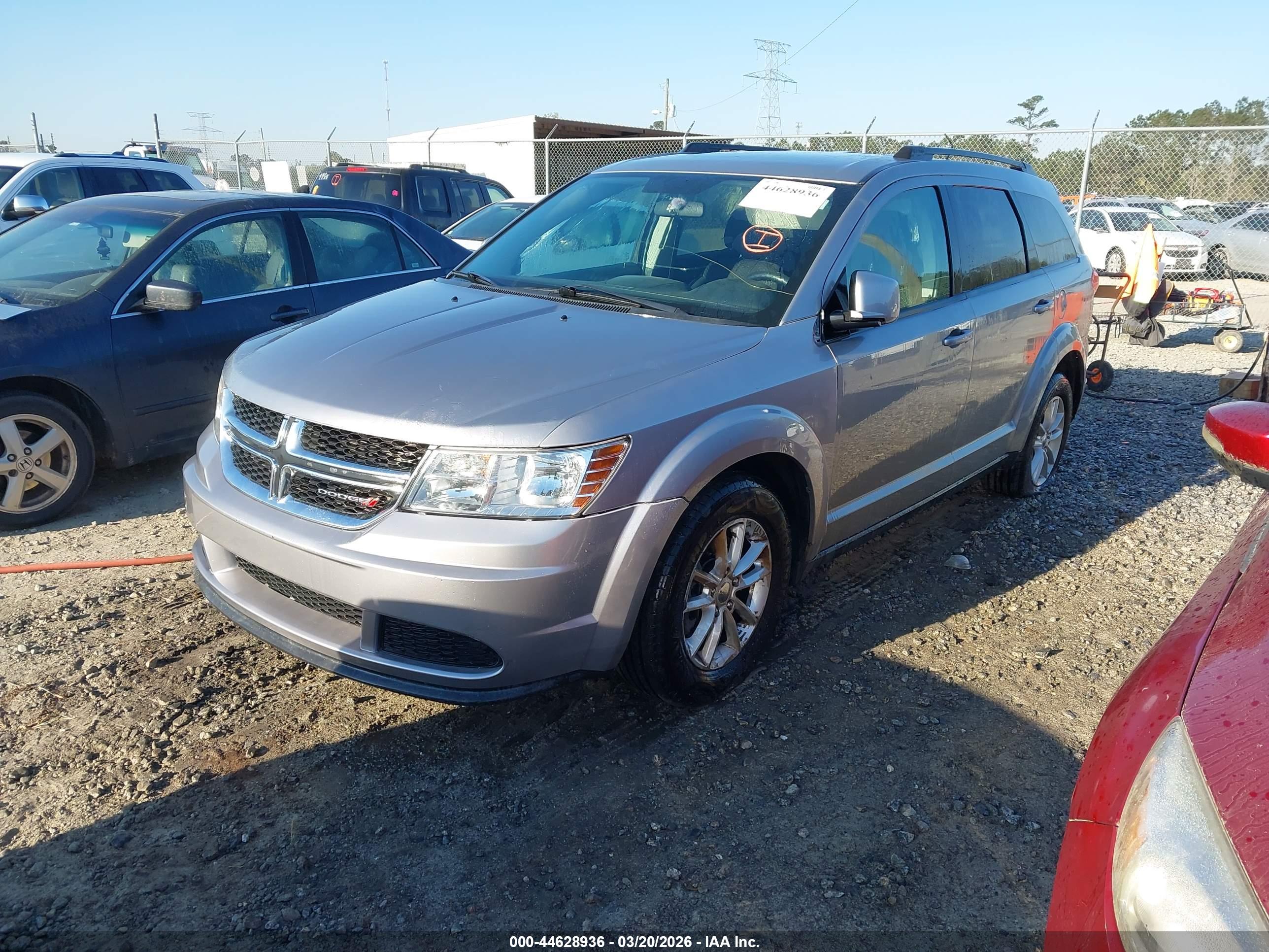 DODGE JOURNEY image 2