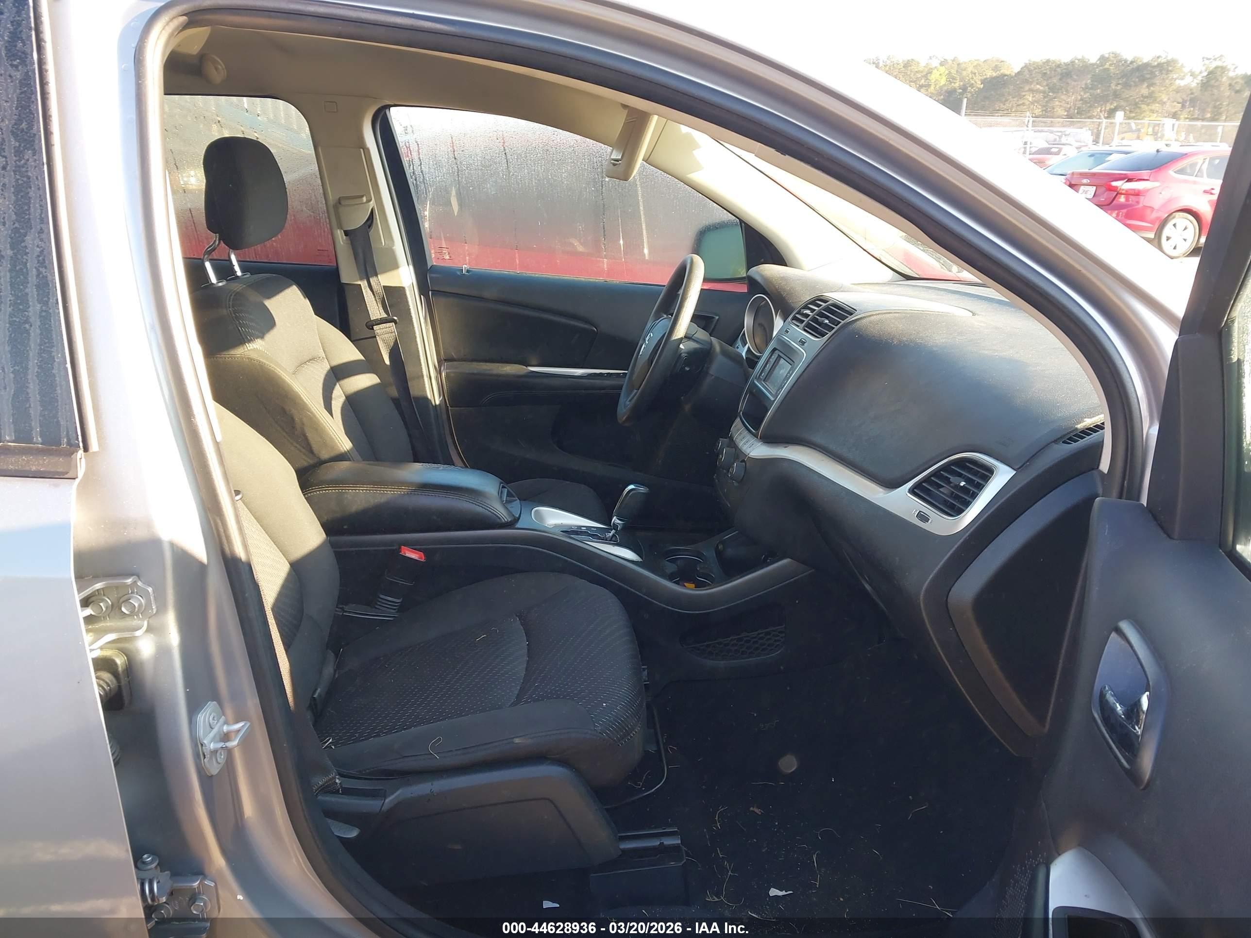 DODGE JOURNEY image 5