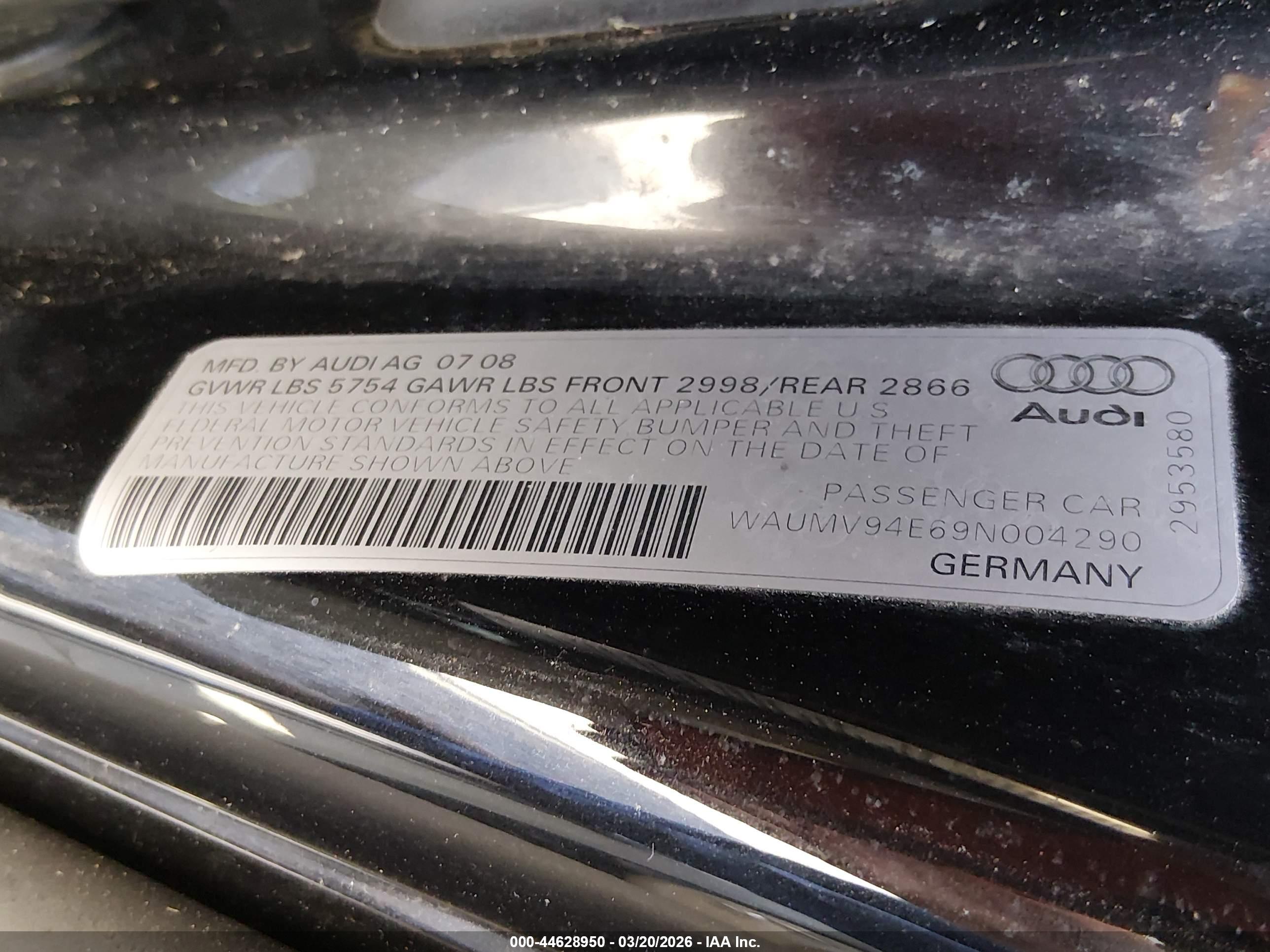 AUDI A8 image 9
