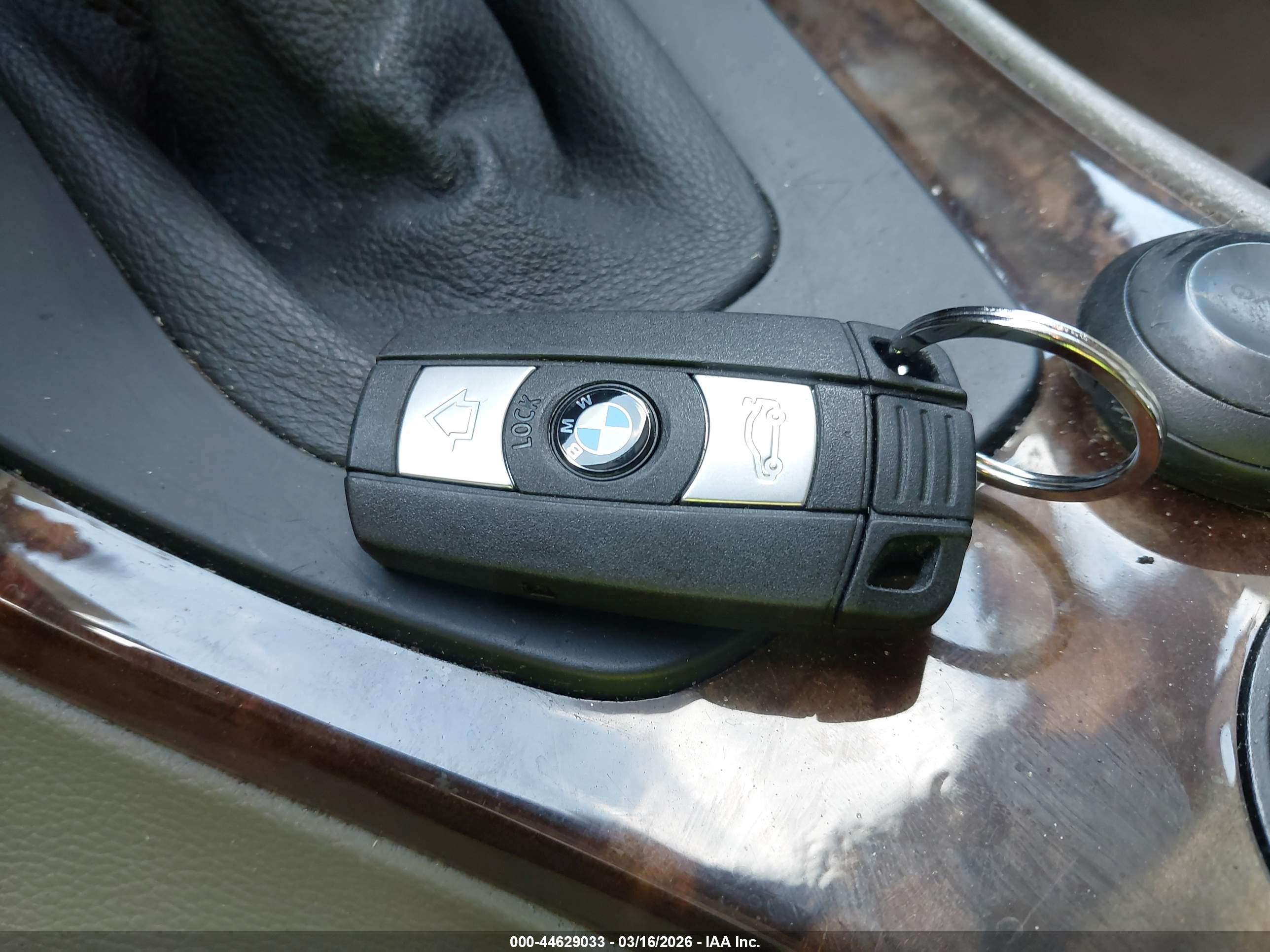 BMW 335I image 11