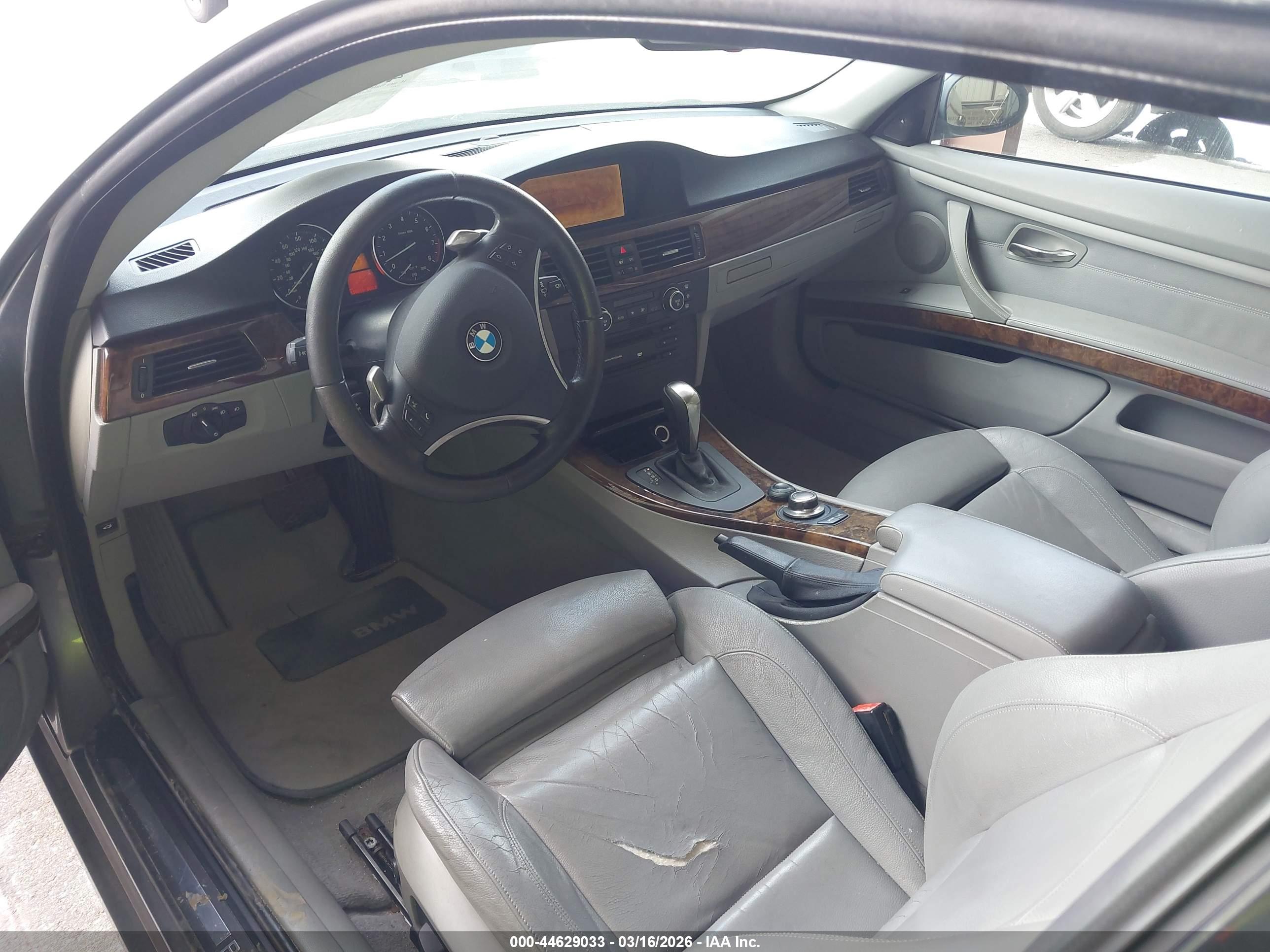 BMW 335I image 5