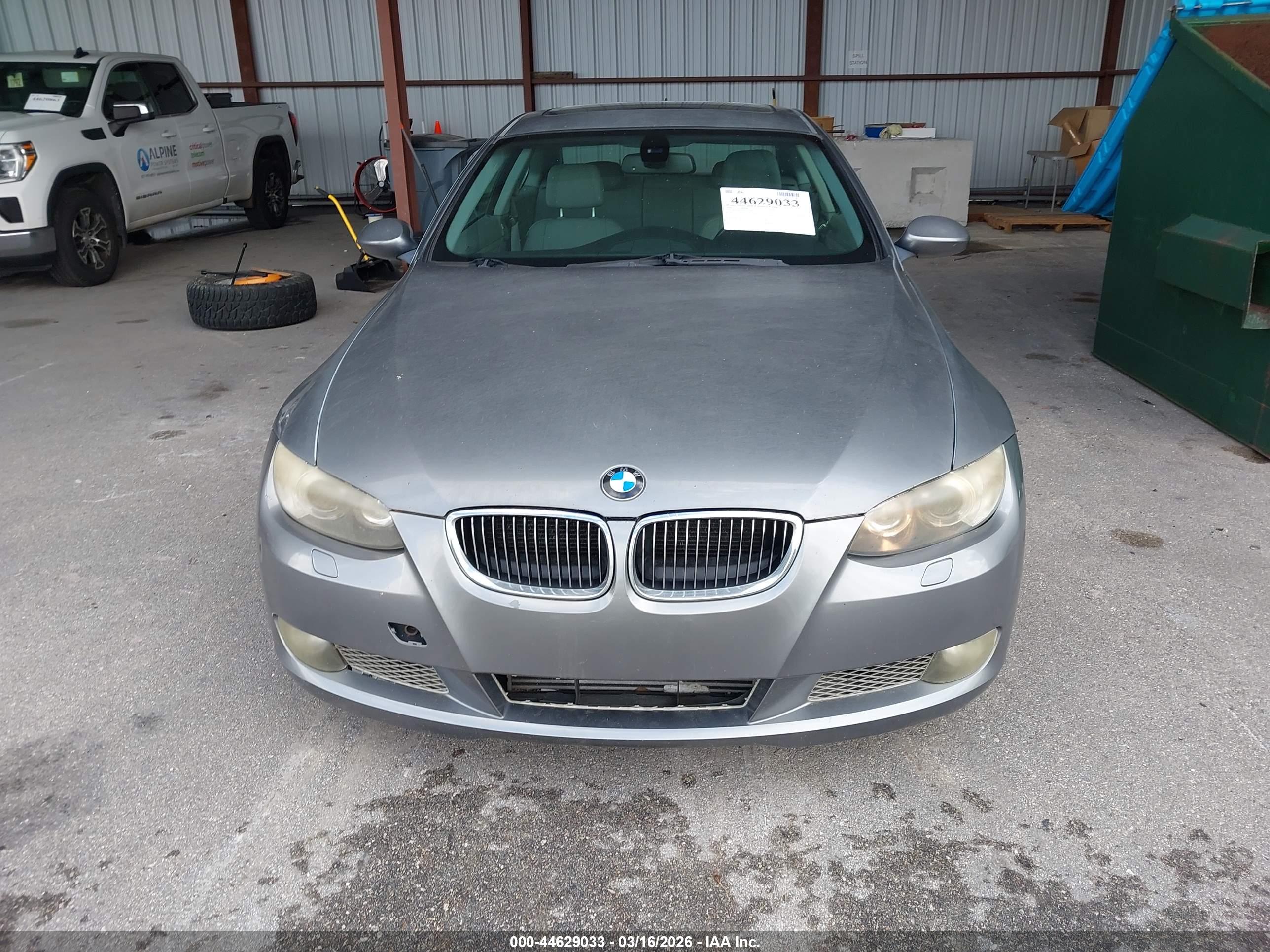 BMW 335I image 6