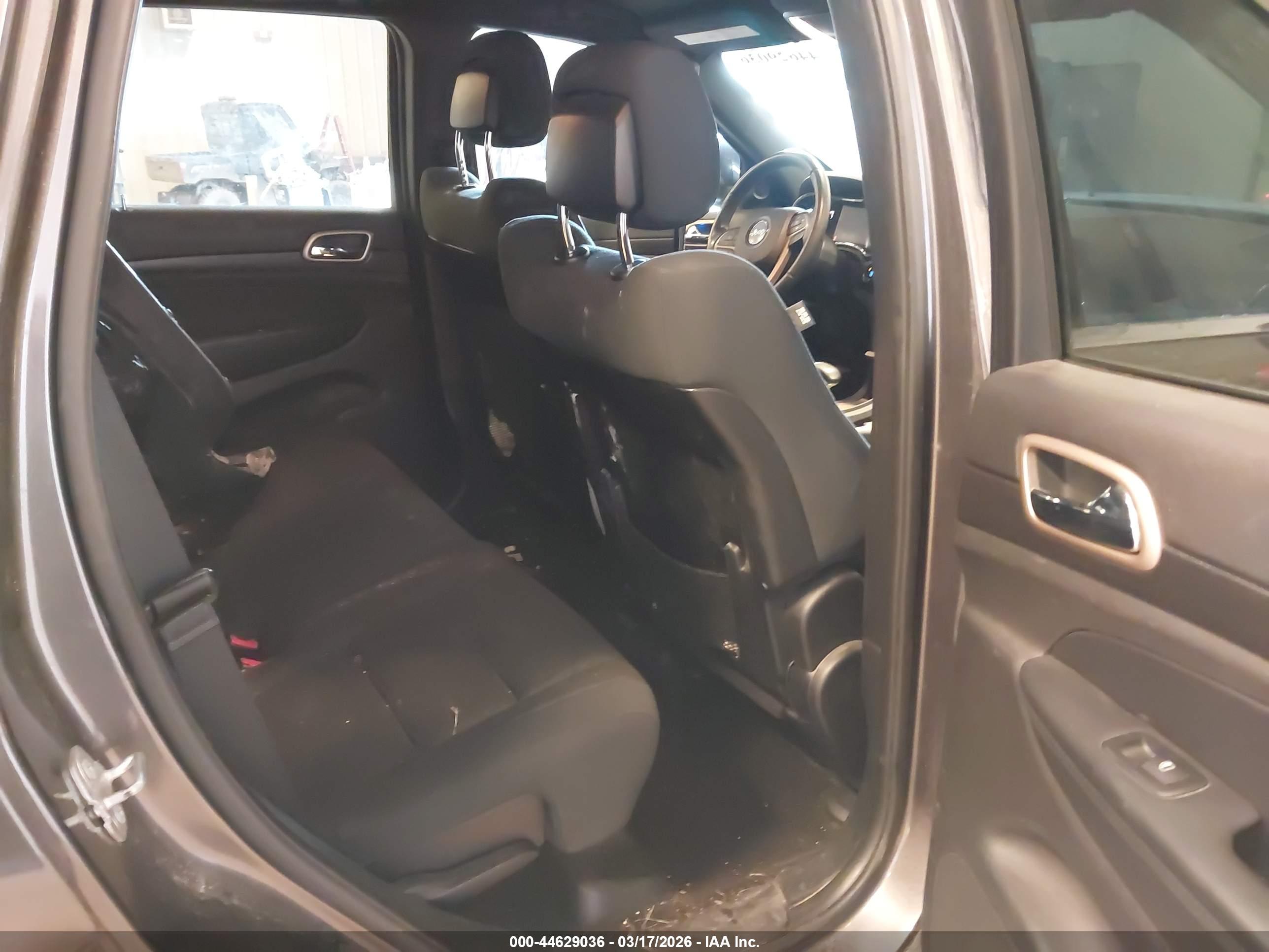 JEEP GRAND image 8