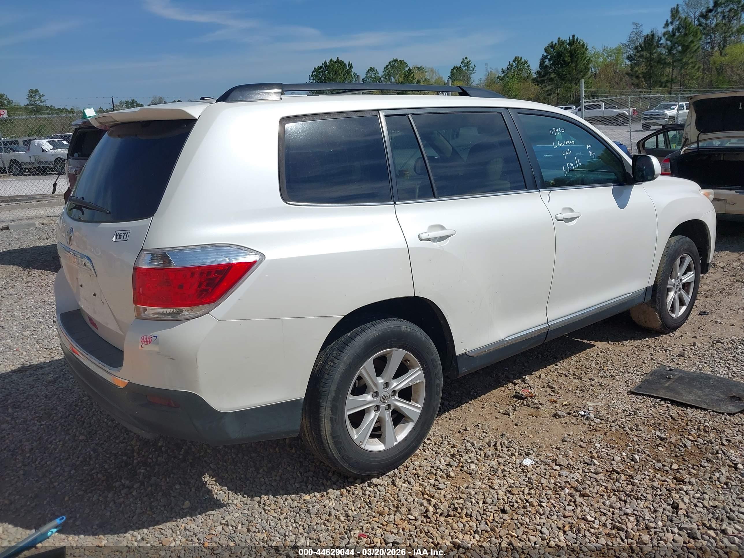 TOYOTA HIGHLANDER image 4