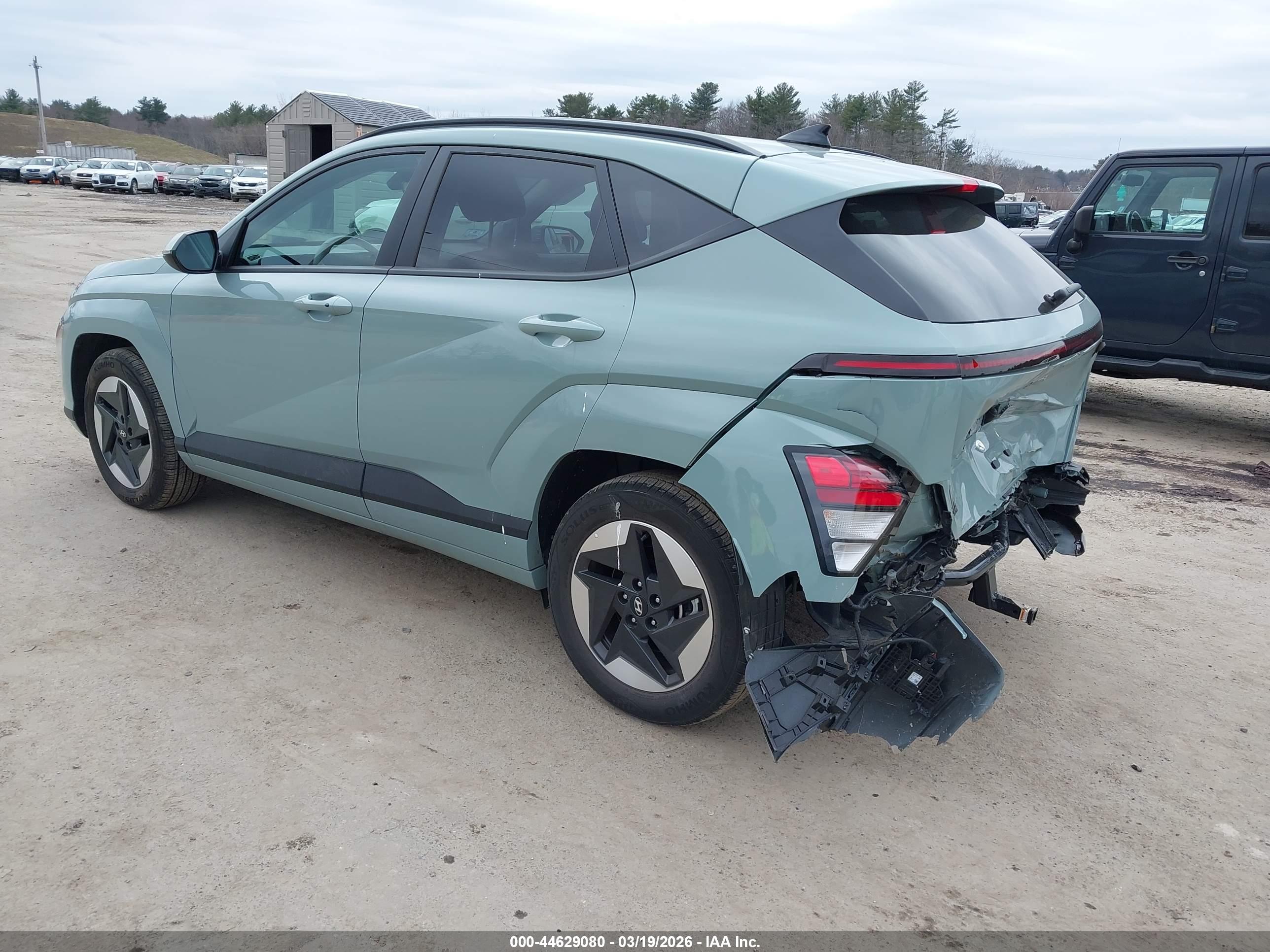 HYUNDAI KONA image 3