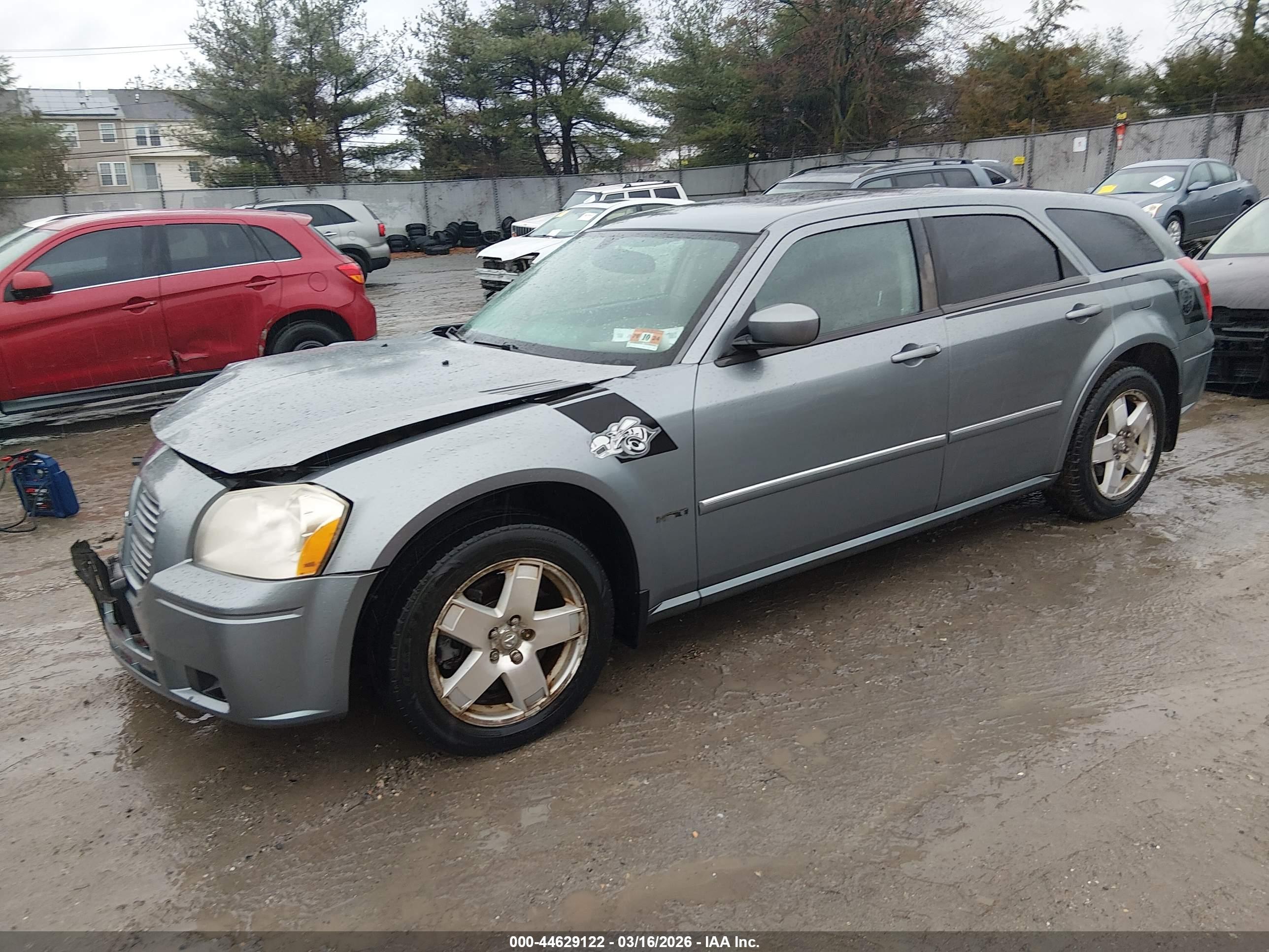 DODGE MAGNUM image 2