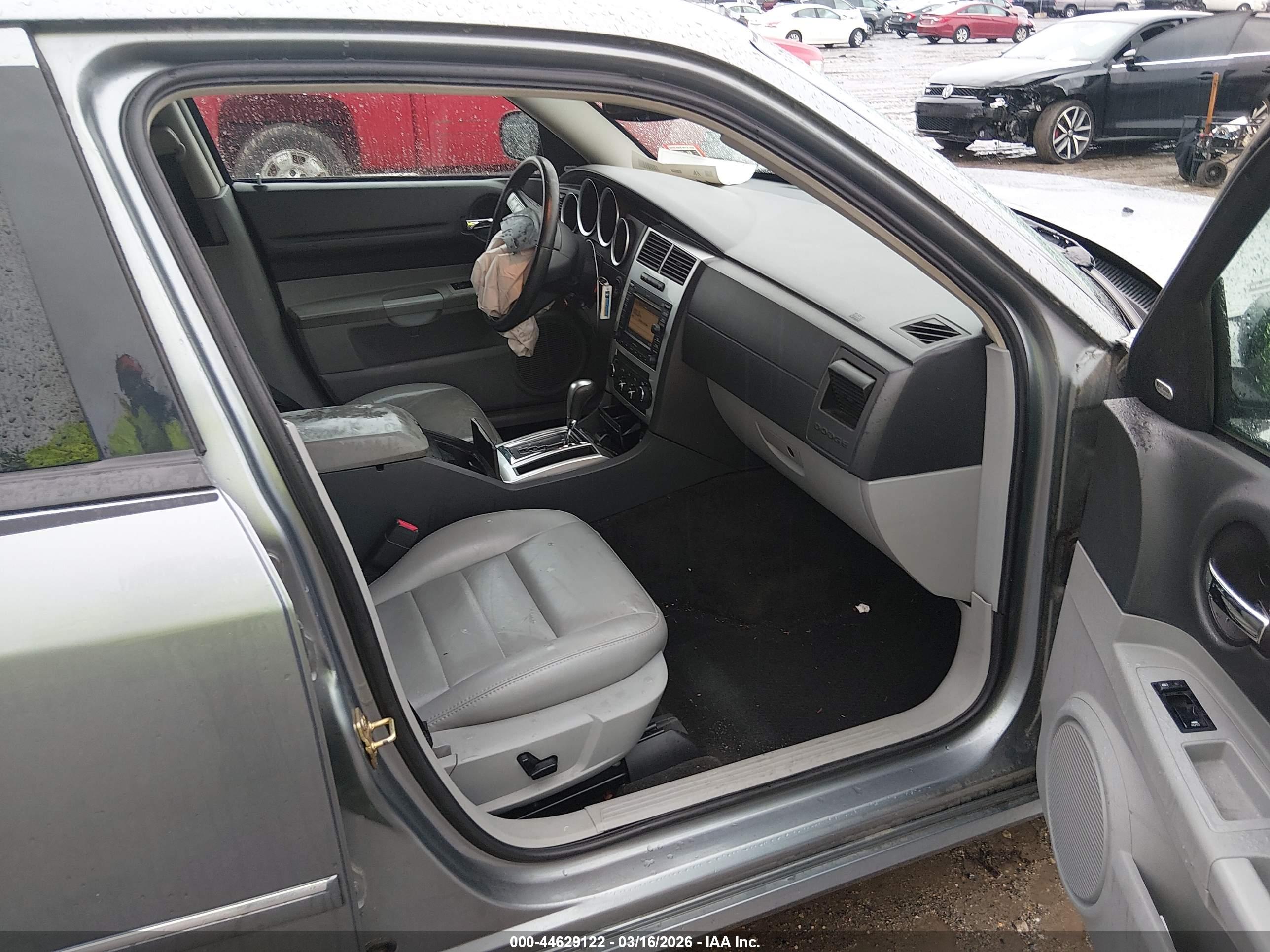 DODGE MAGNUM image 5