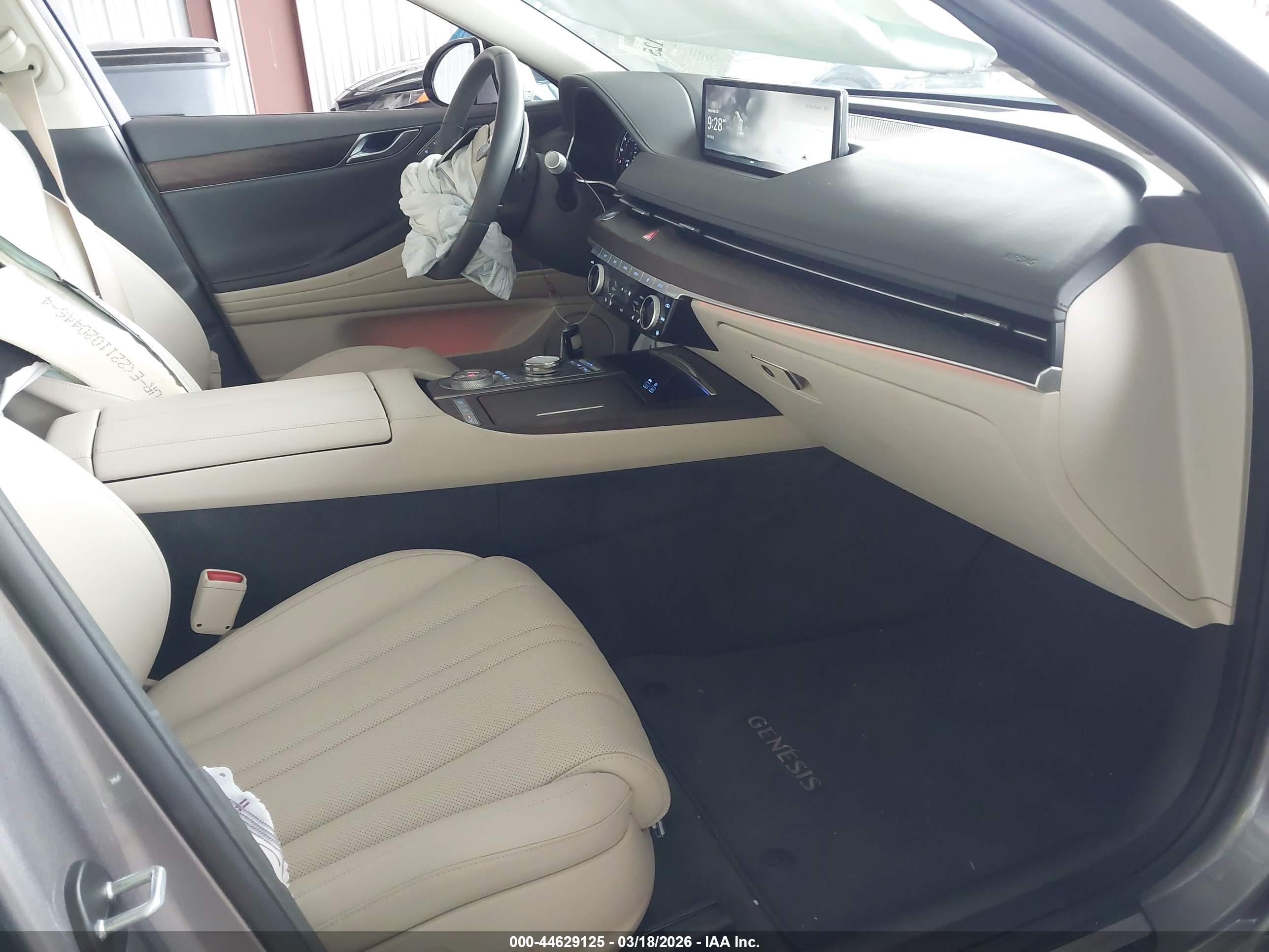GENESIS G80 image 5