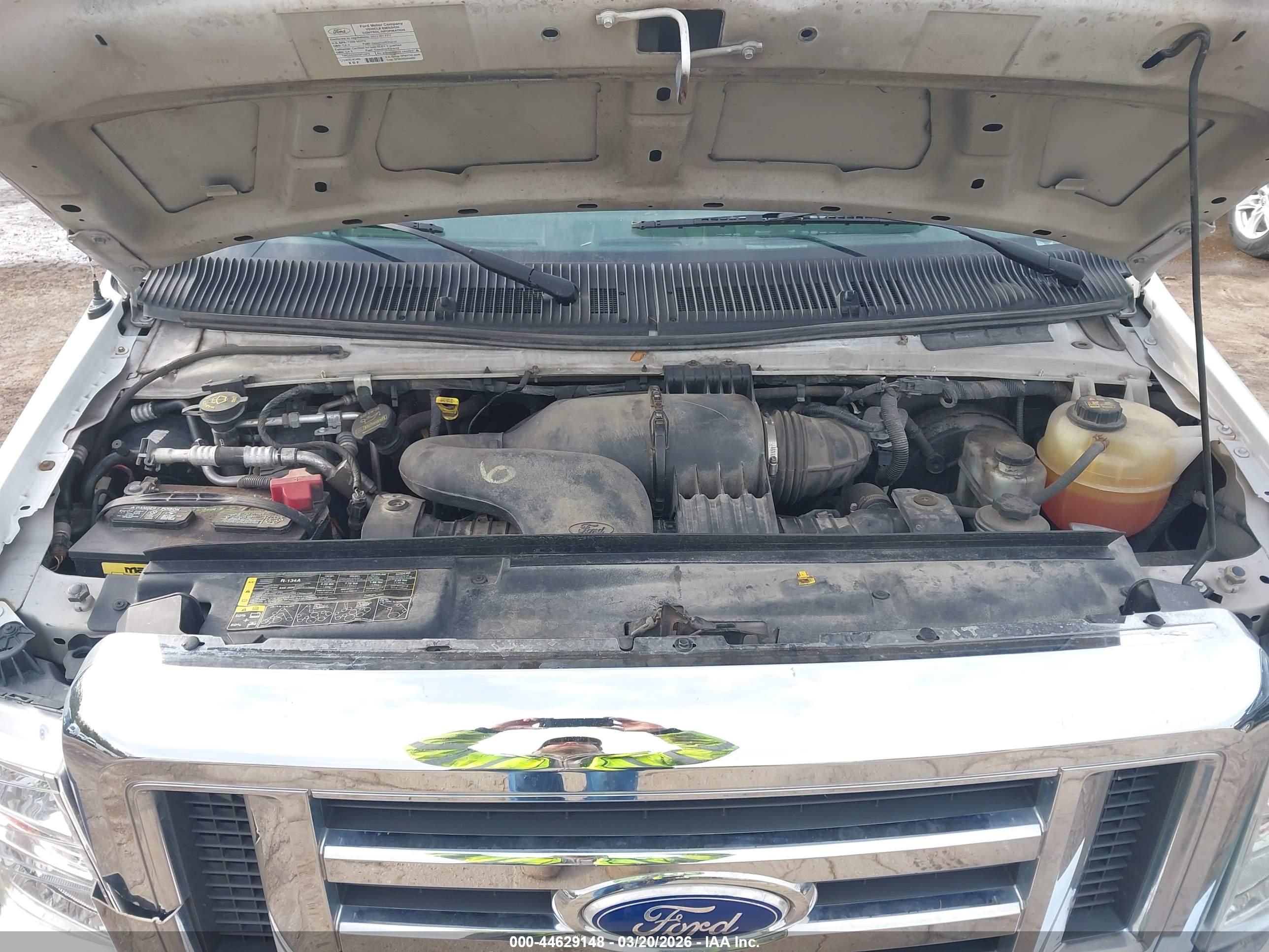 FORD E-350 image 10