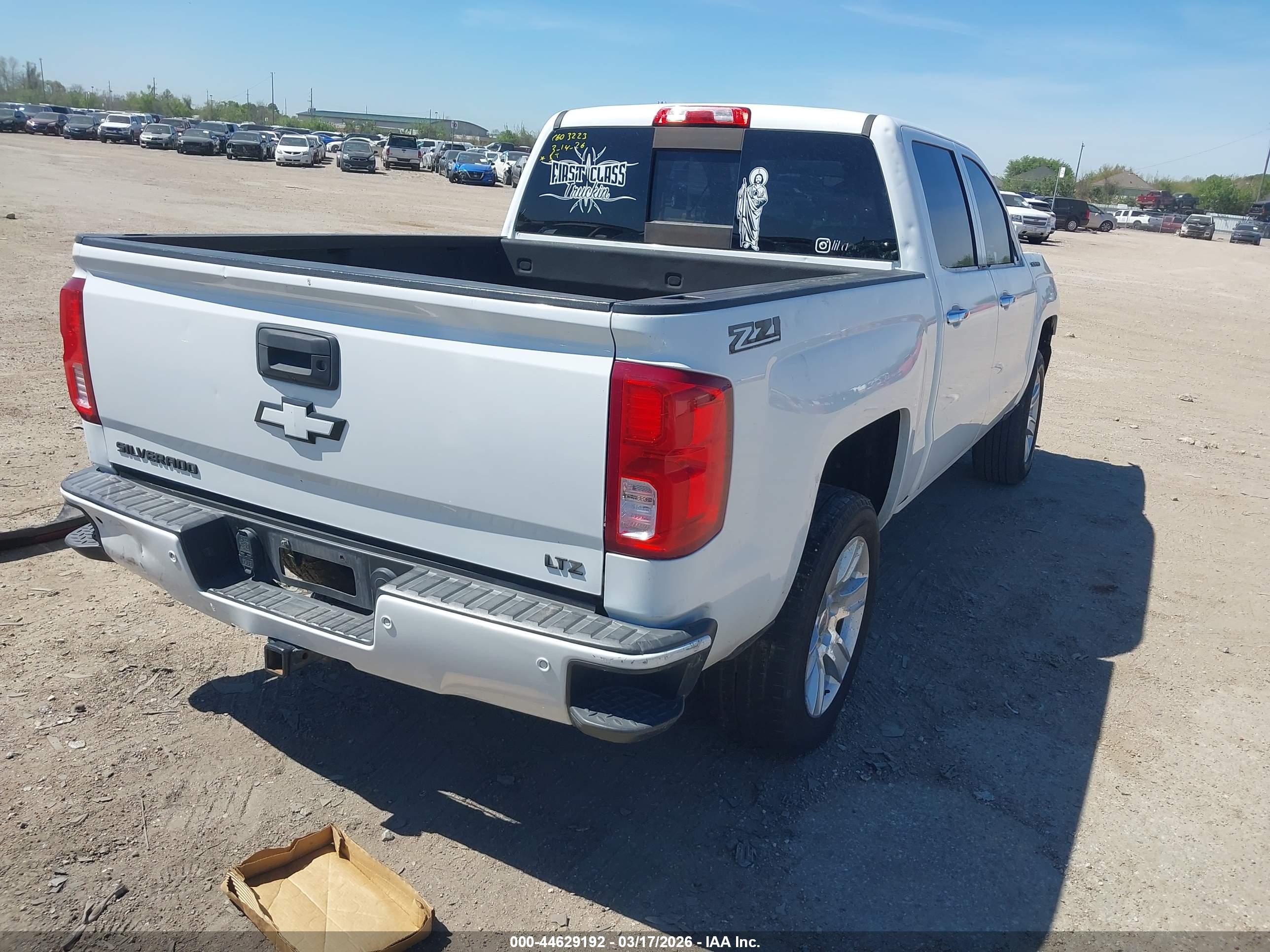 CHEVROLET SILVERADO image 4