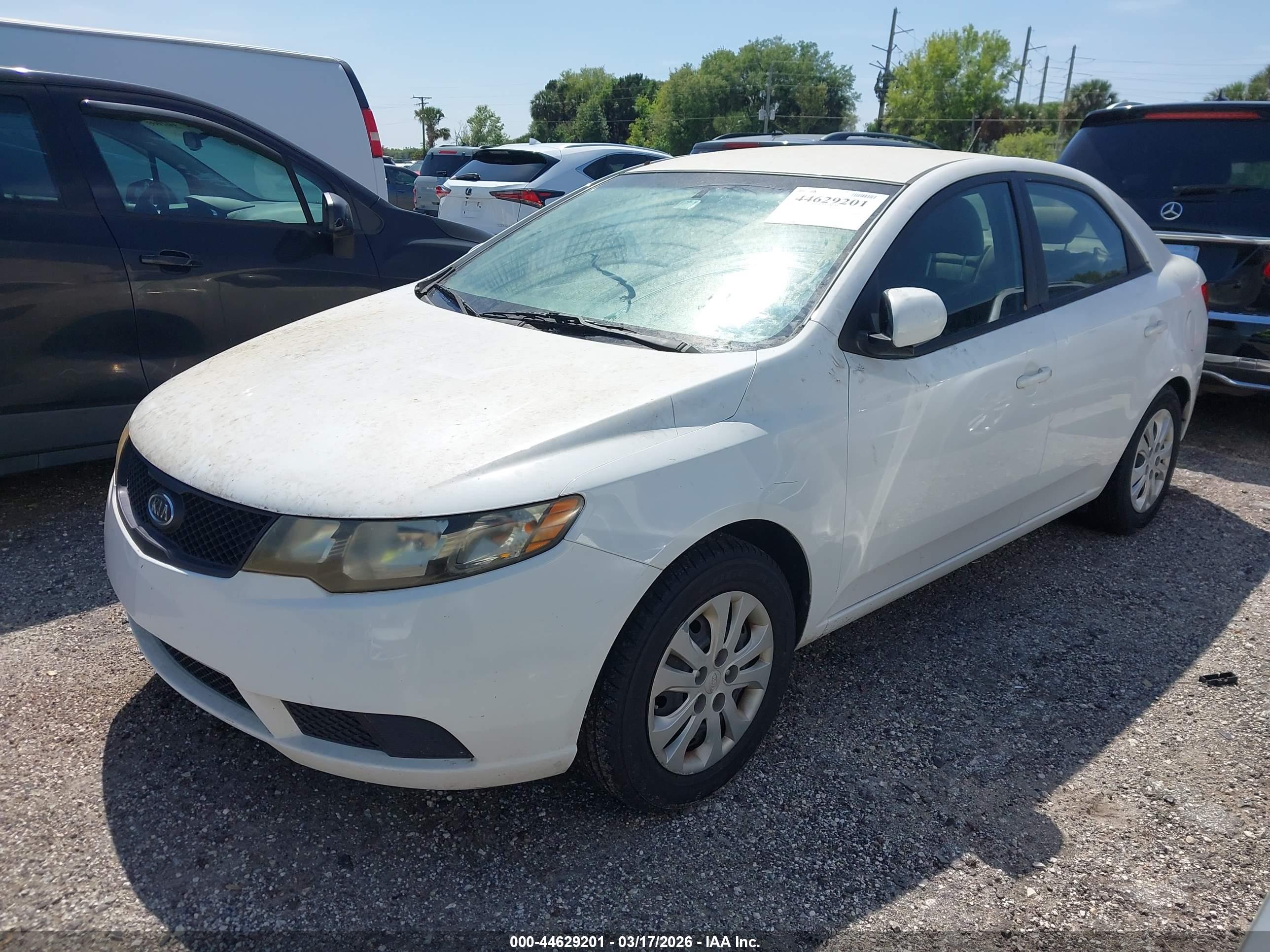KIA FORTE image 2