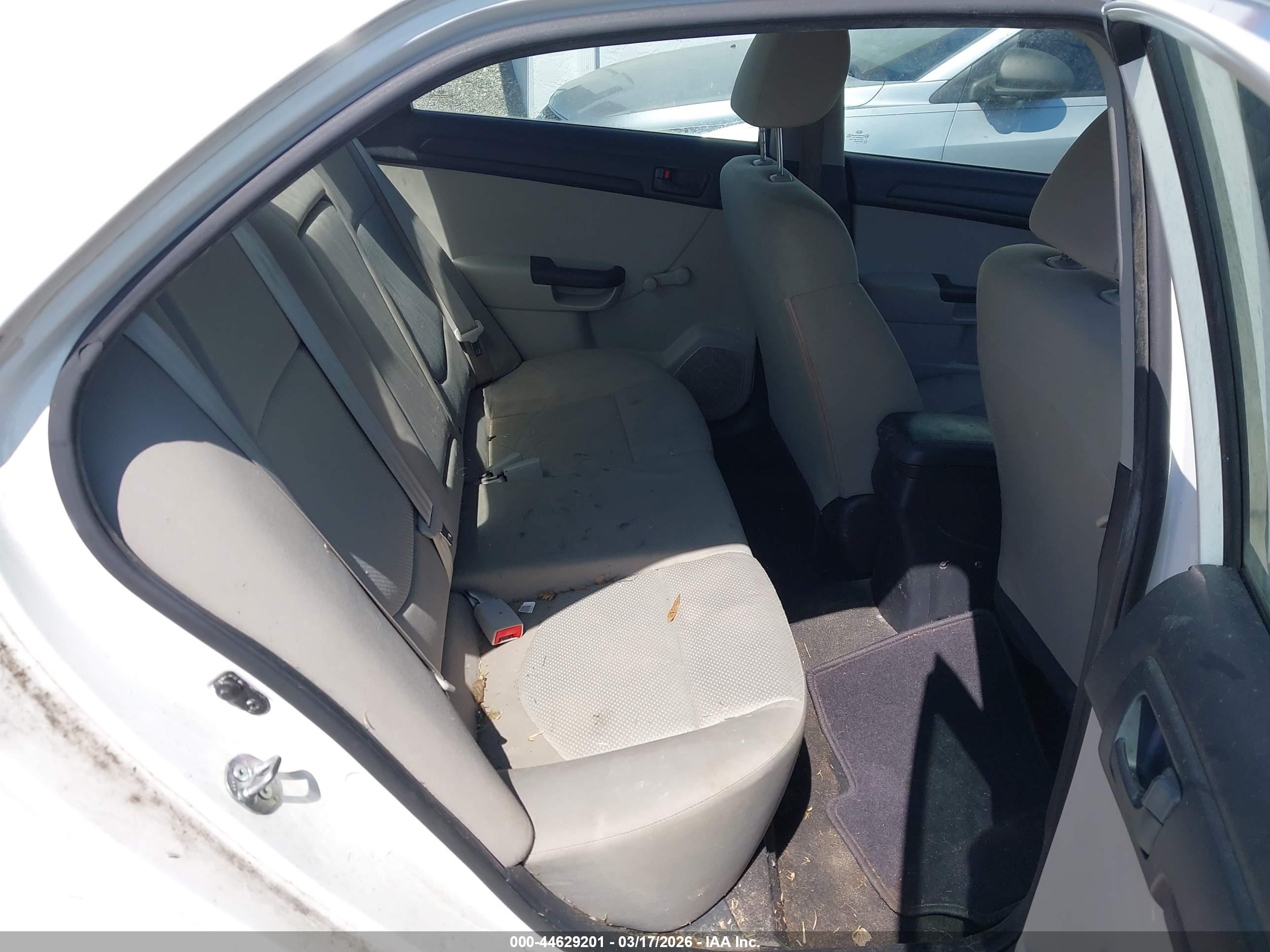 KIA FORTE image 8